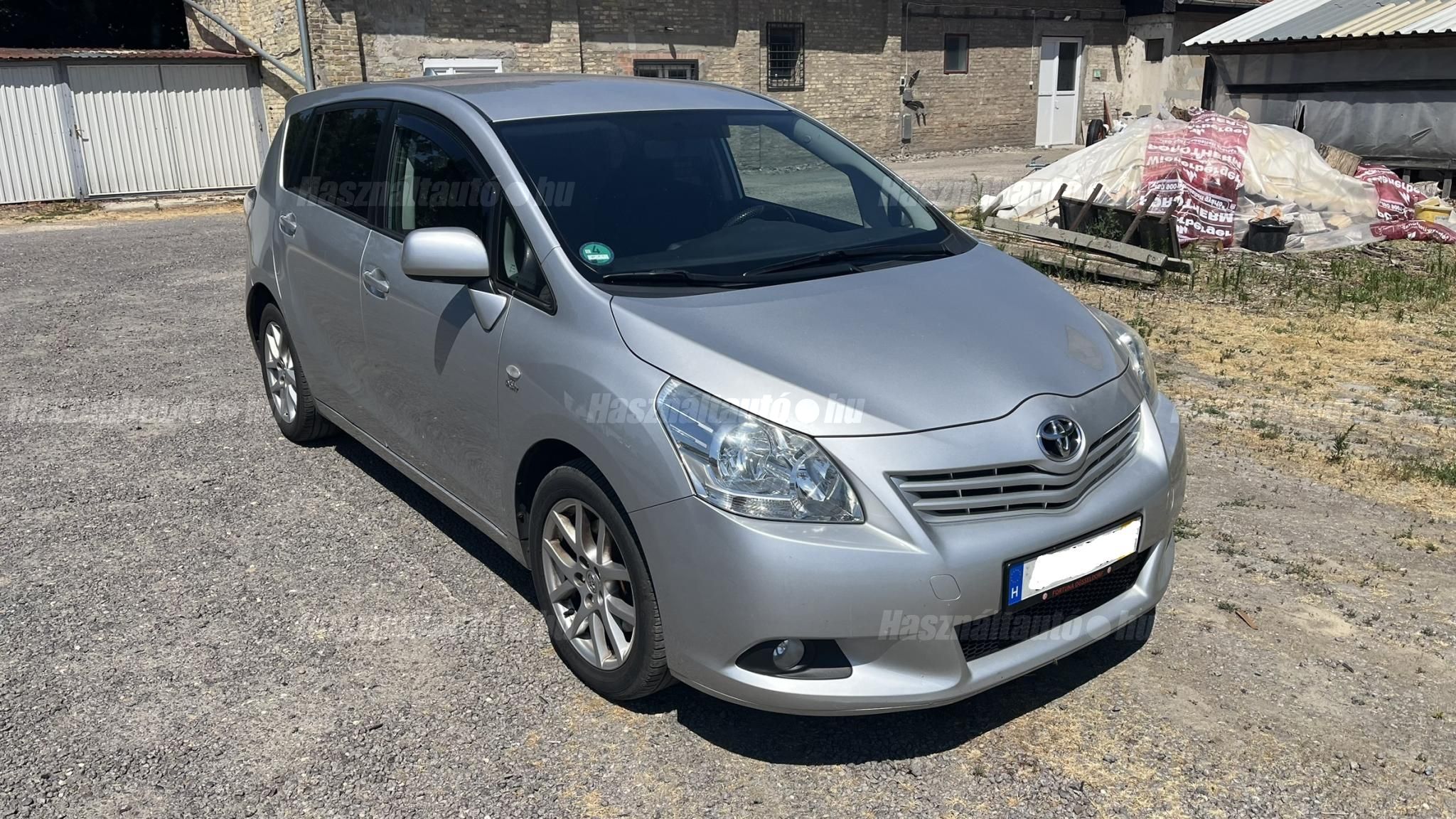 TOYOTA VERSO 2011/1 - 1