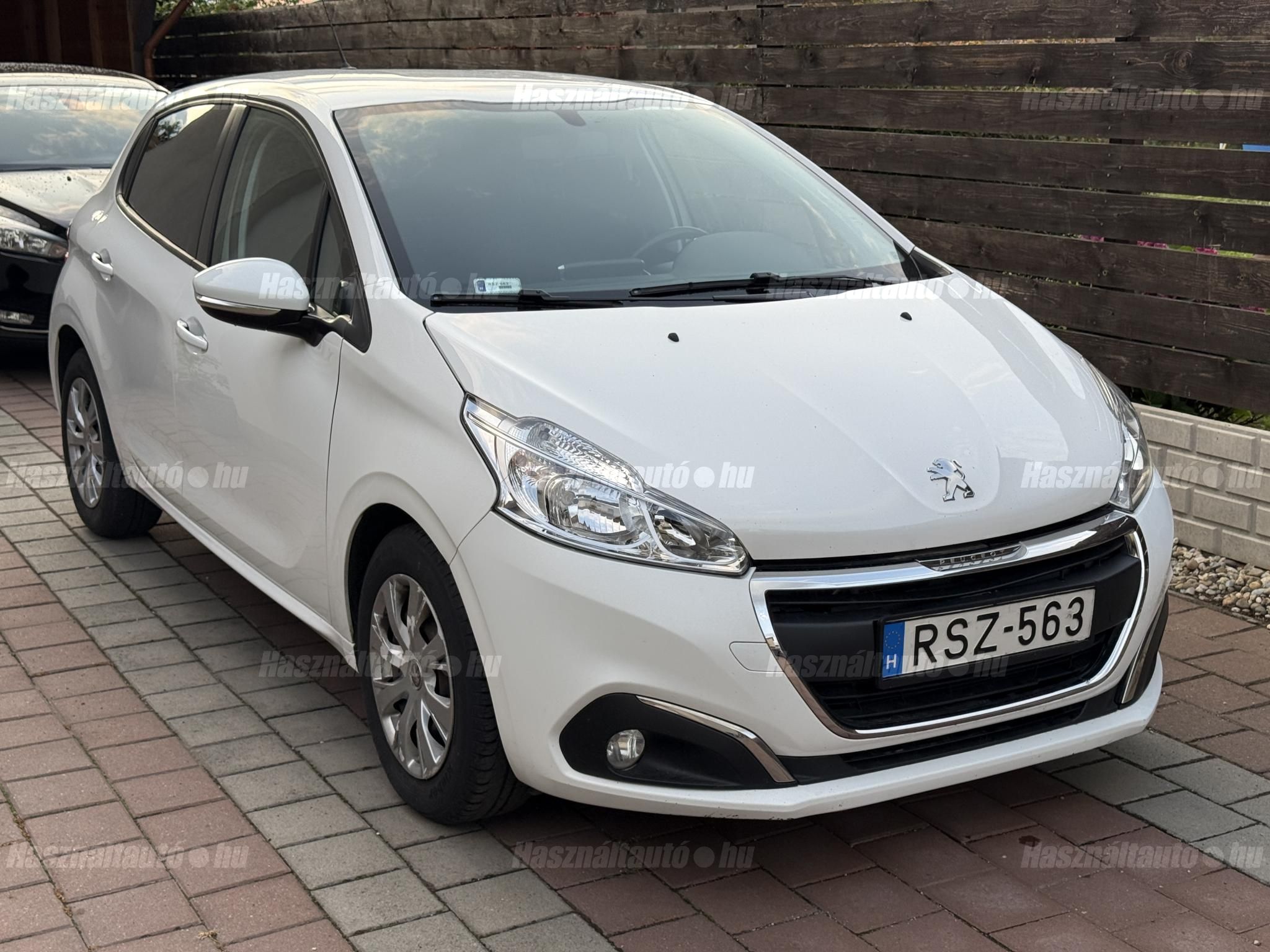 PEUGEOT 208 2019/8 - 1