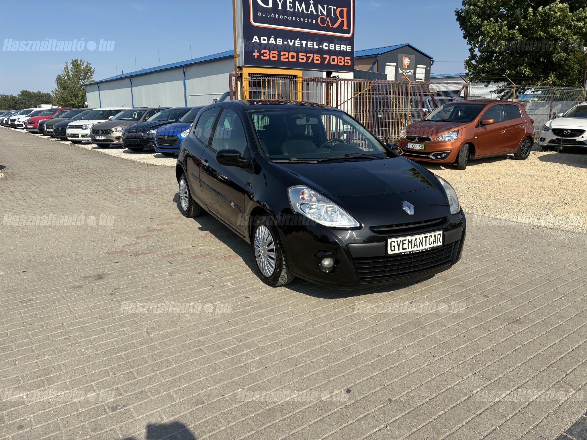 RENAULT CLIO 2010/11 - 1