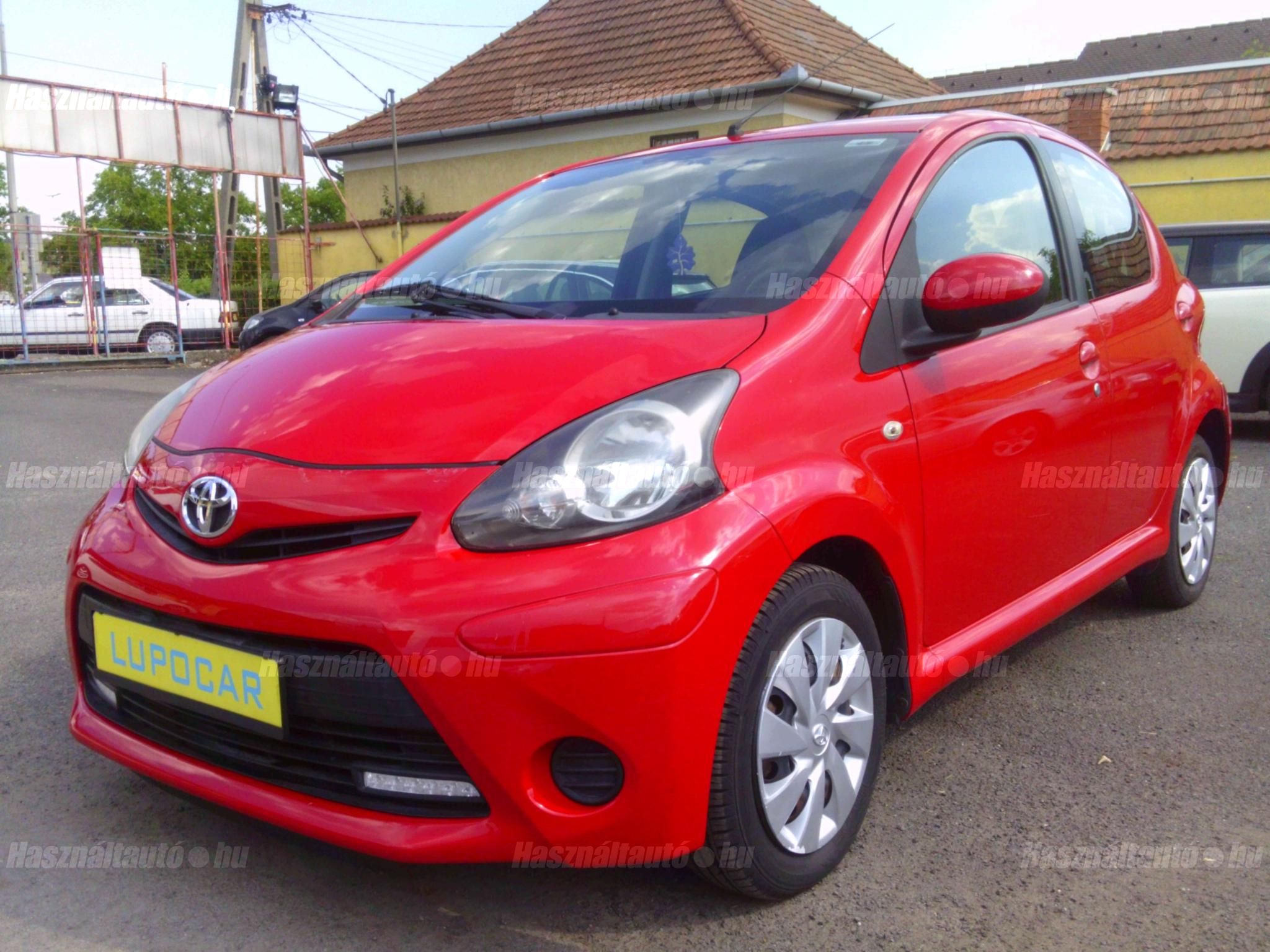 TOYOTA AYGO 2013/1 - 1