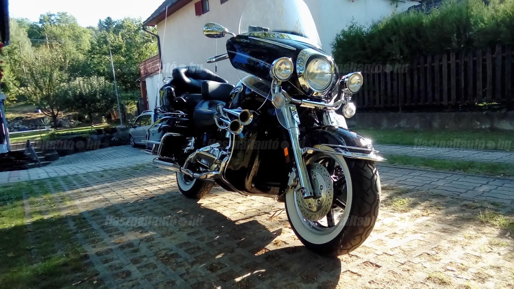 YAMAHA XVZ 1300 TF VENTURE 2012/1 - 1