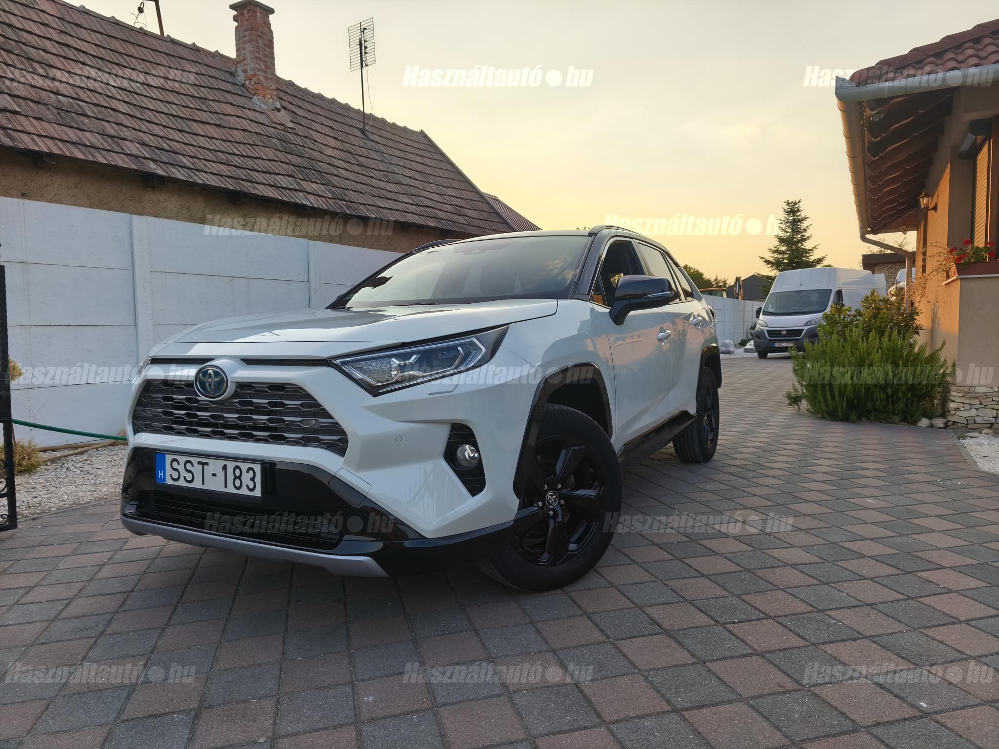 TOYOTA RAV 4 2020/12 - 1
