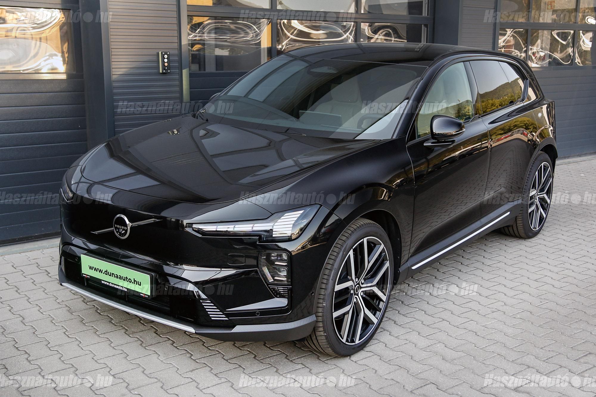 VOLVO EX60 2026 - 1