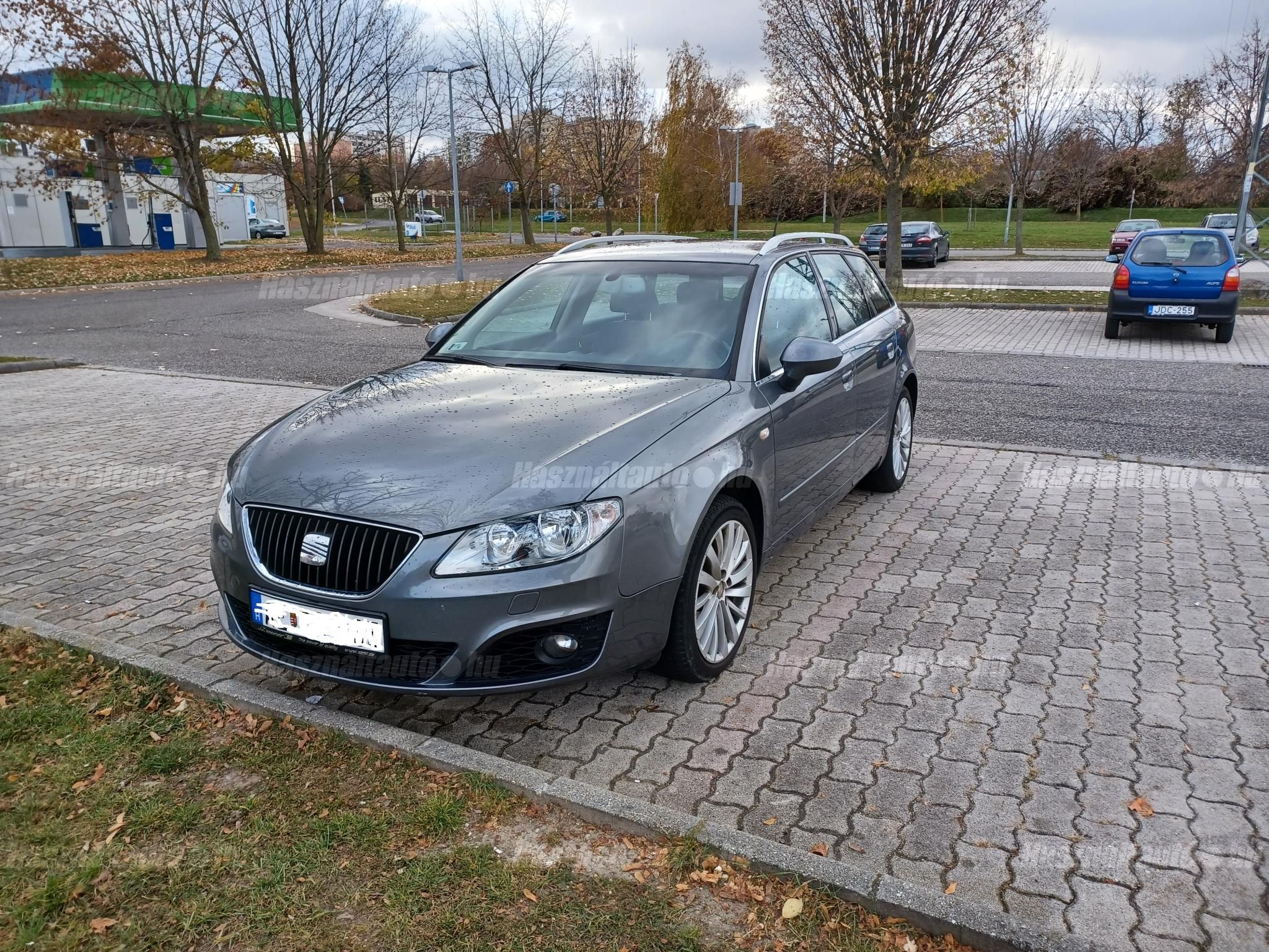 SEAT EXEO 2012/8 - 1