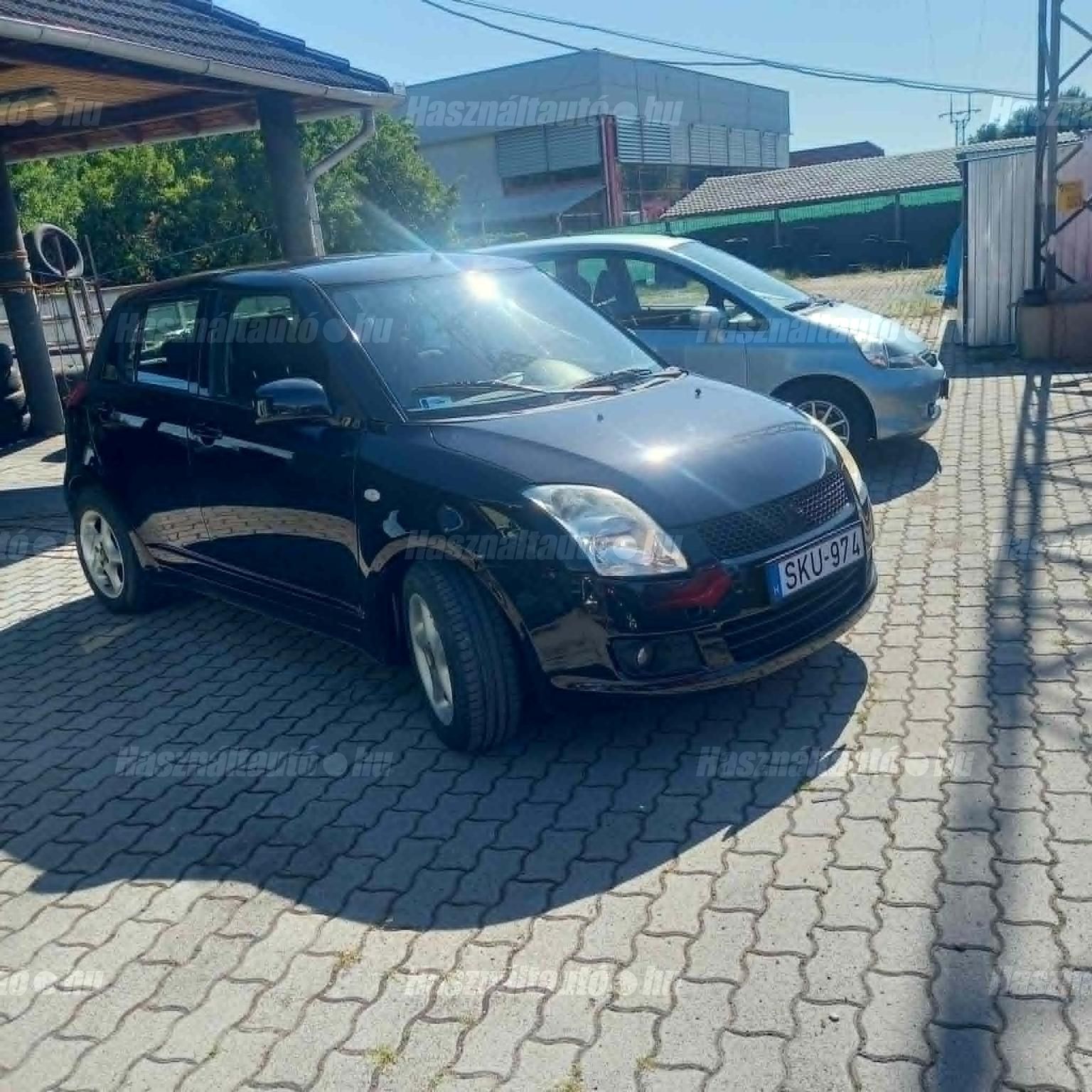 SUZUKI SWIFT 2009/7 - 1