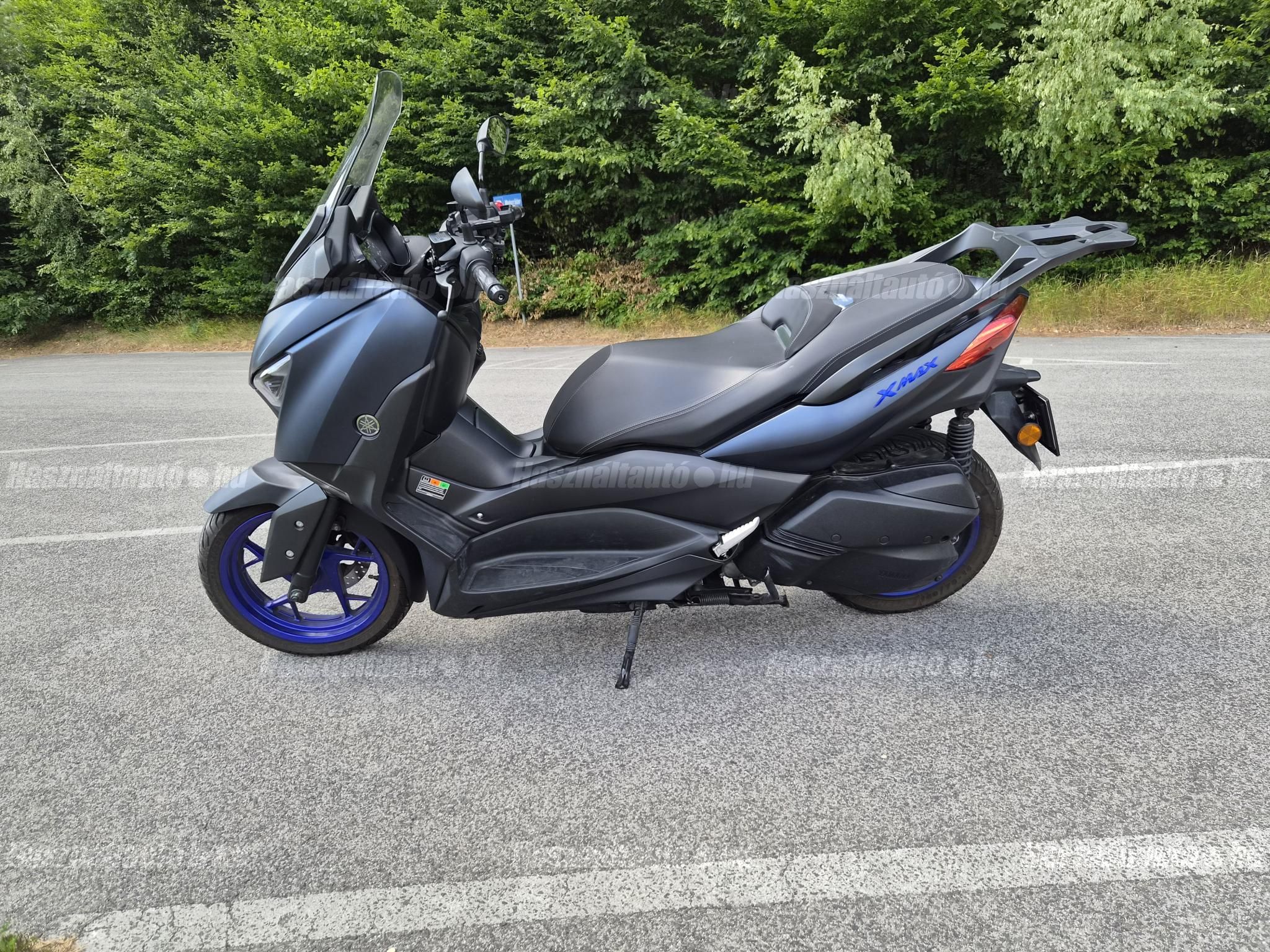 YAMAHA X-MAX 300 2022/5 - 1