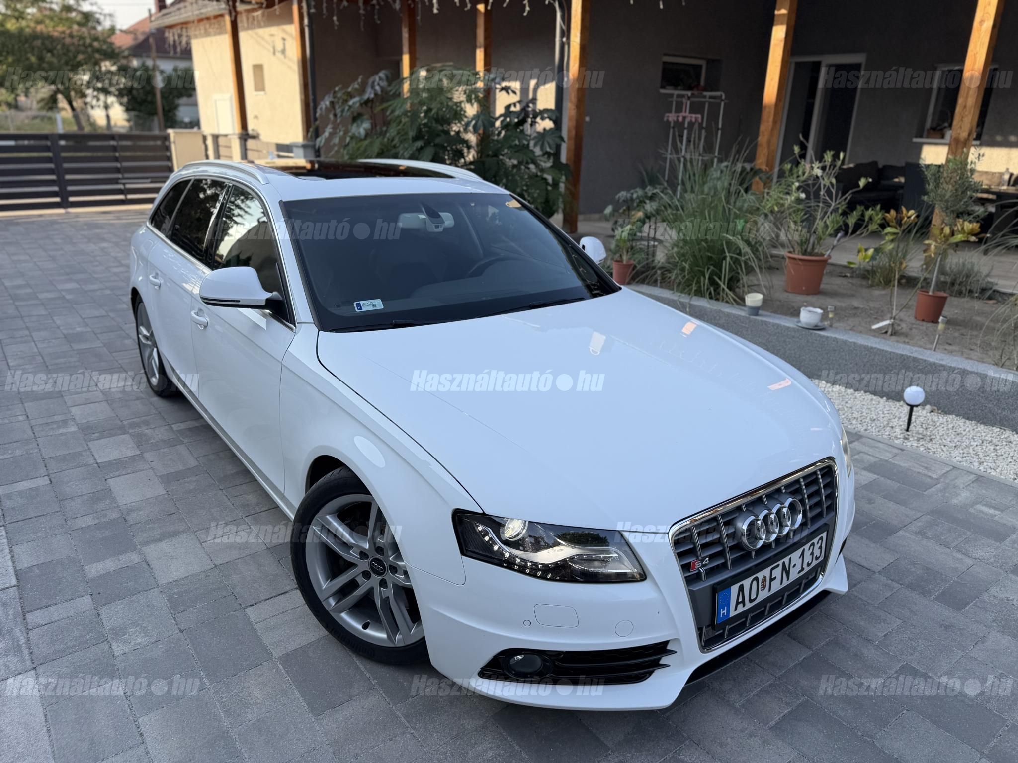 AUDI S4 2009/10 - 1