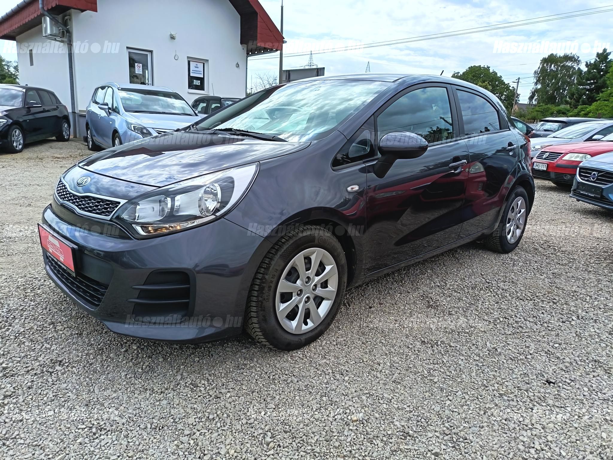KIA RIO 2015/10 - 1