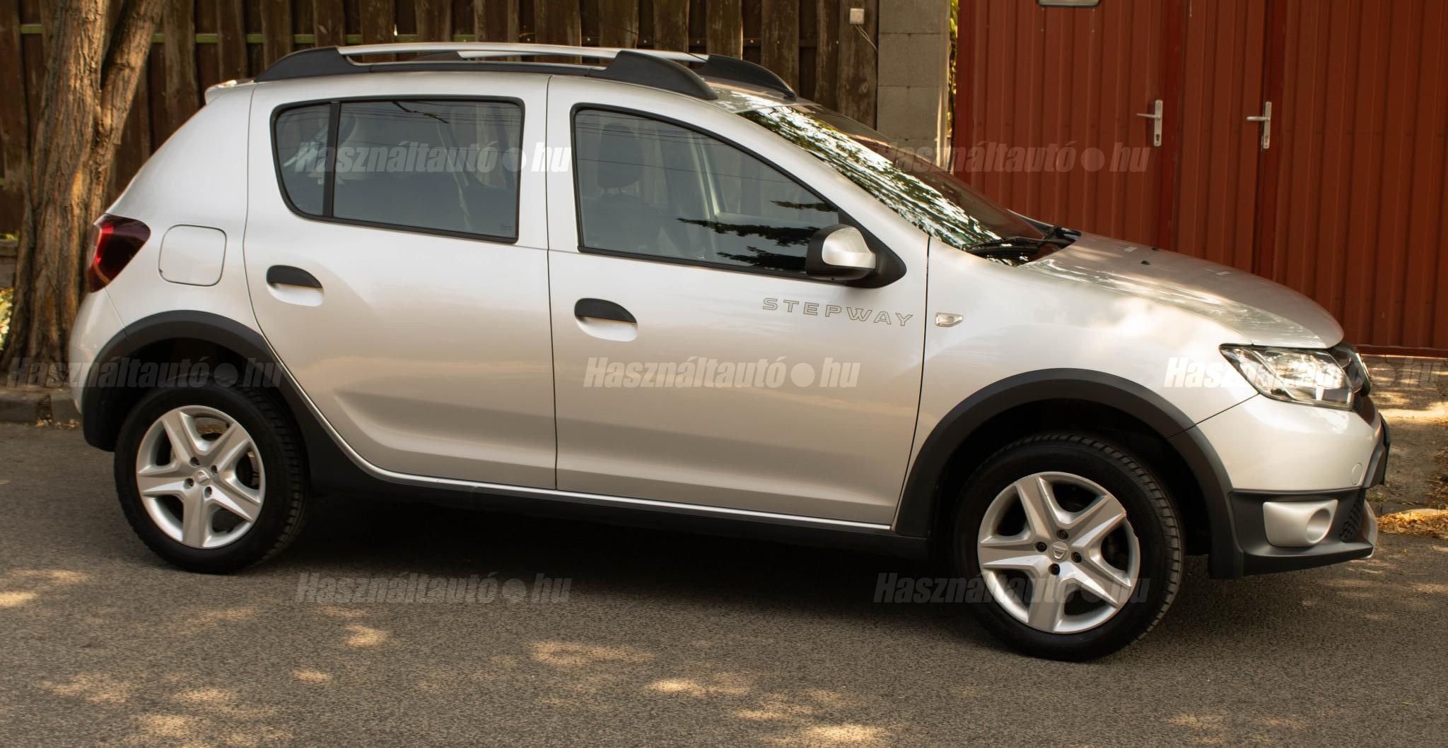 DACIA SANDERO 2013 - 1