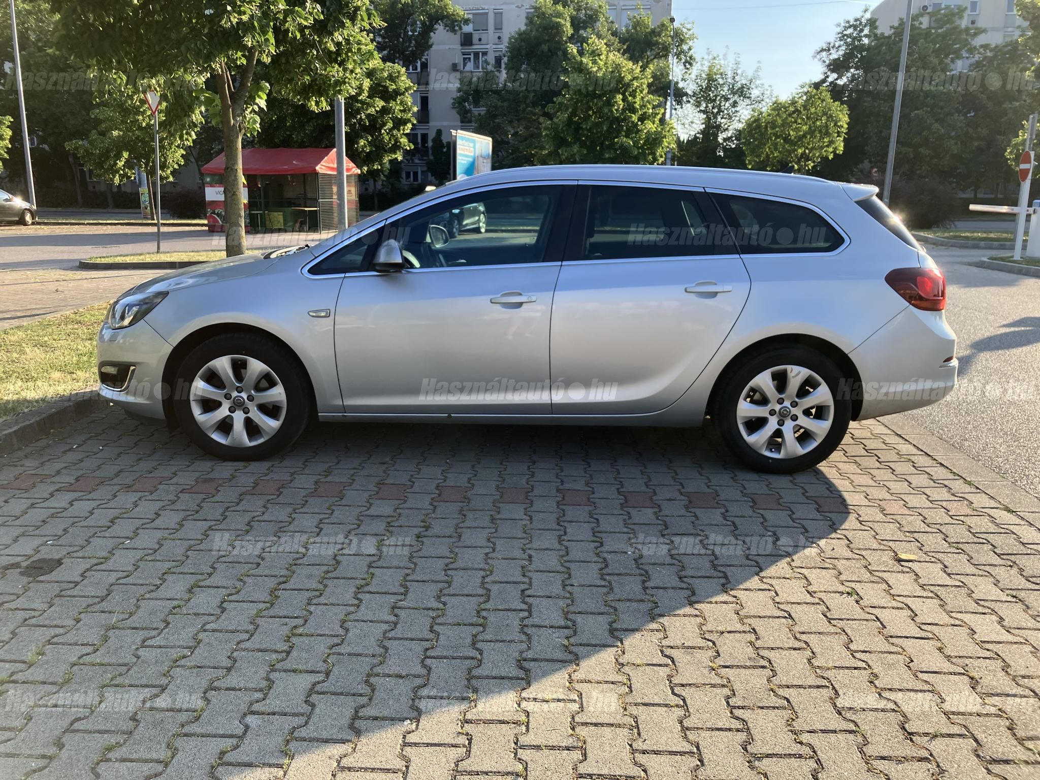 OPEL ASTRA J 2014/3 - 1