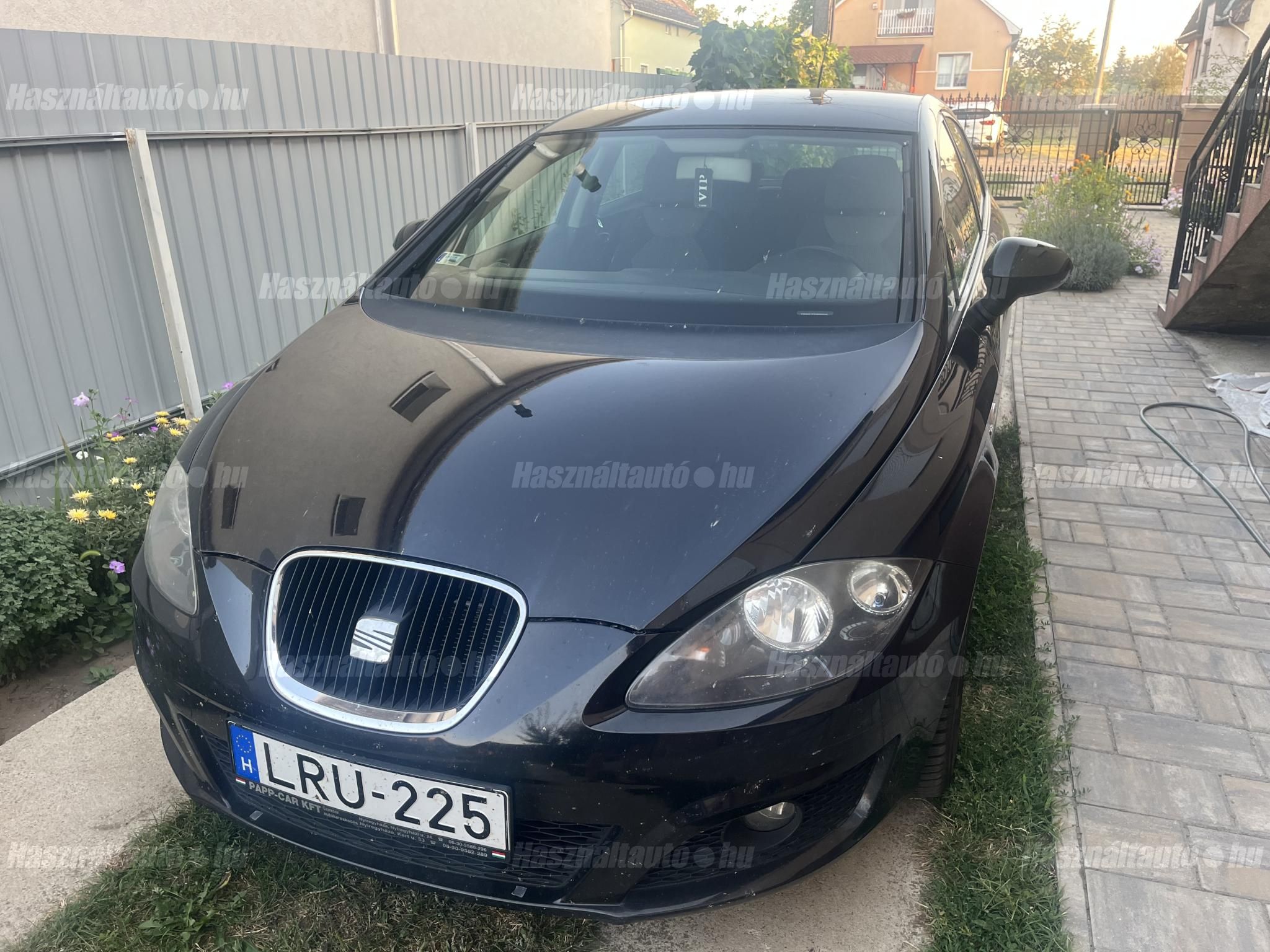 SEAT LEON 2010/6 - 1