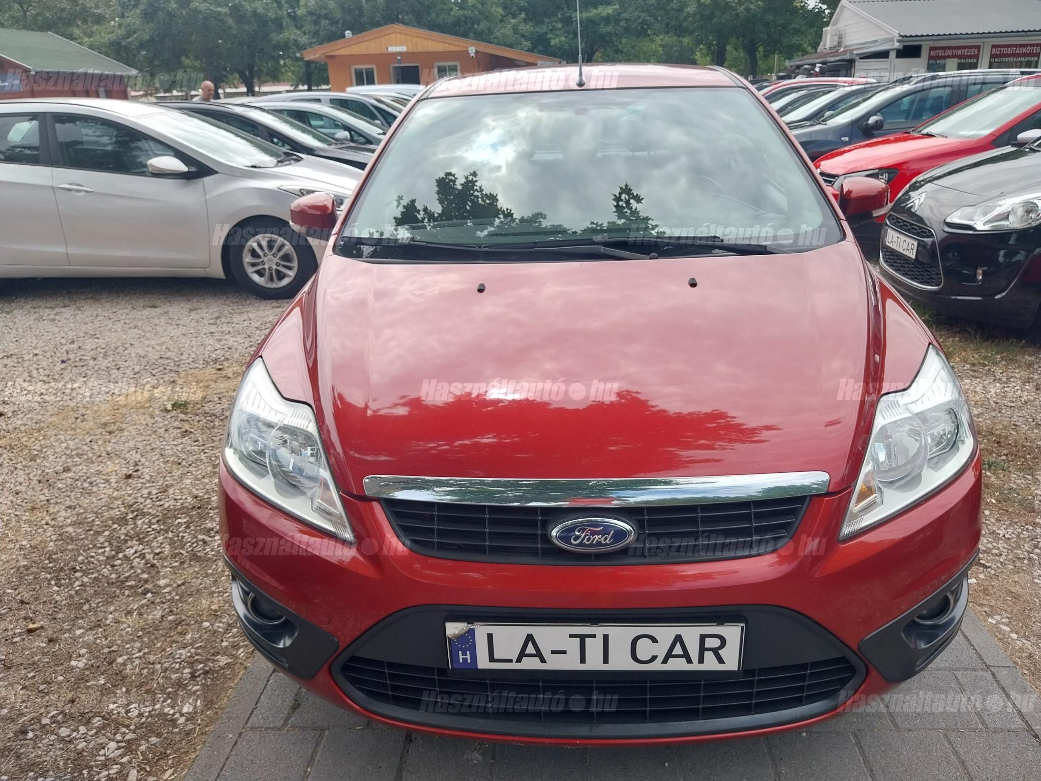 FORD FOCUS 2009/6 - 1