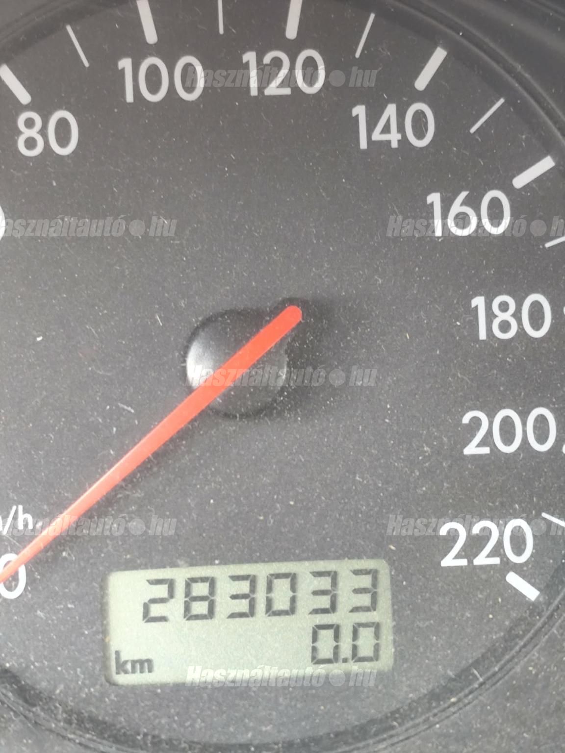 VOLKSWAGEN PASSAT IV 1996/3 - 1