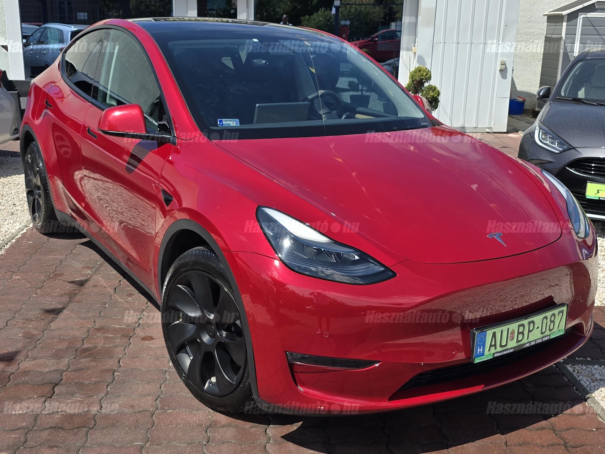 TESLA MODEL Y 2022/10 - 1