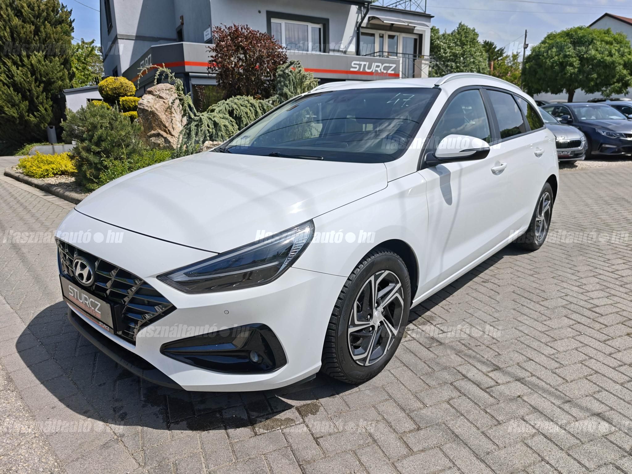 HYUNDAI I30 2021/11 - 1