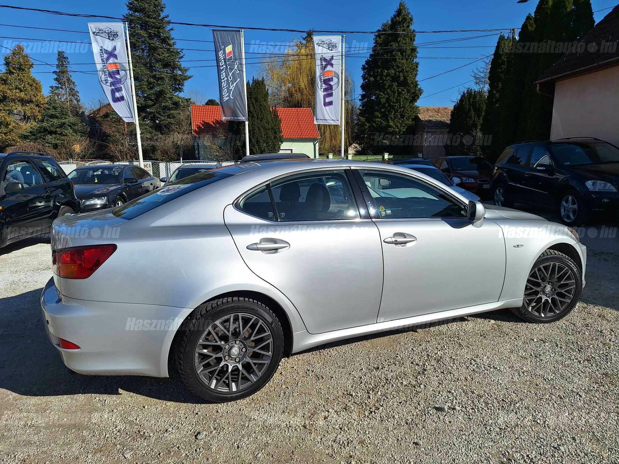 LEXUS IS 2006 - 1