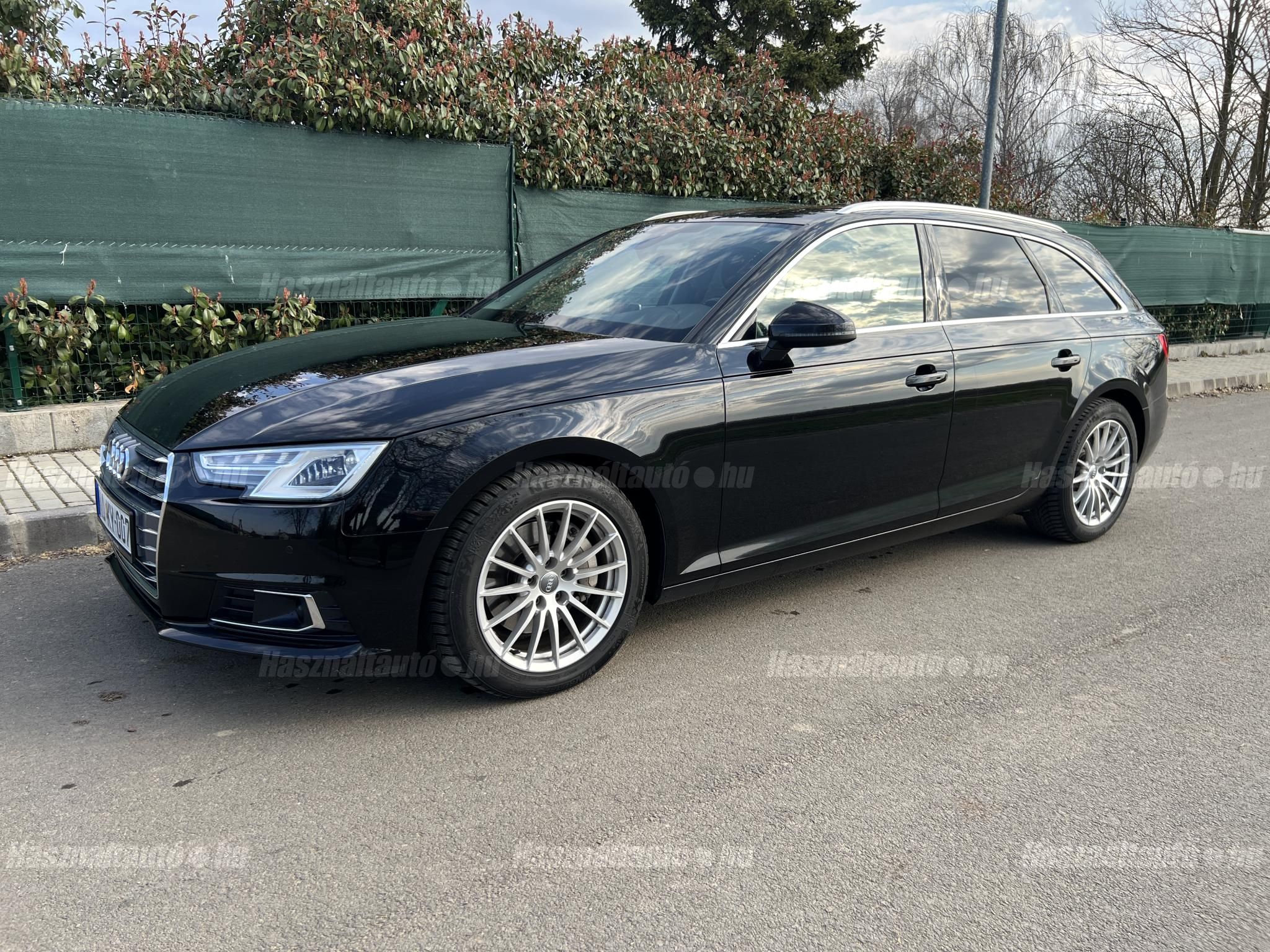 AUDI A4 2016/7 - 1