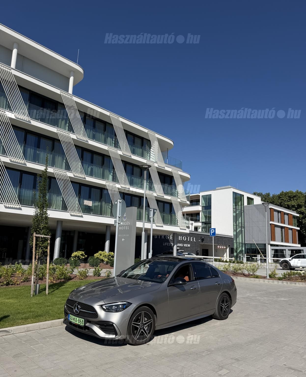 MERCEDES-BENZ C 300 2022 - 1