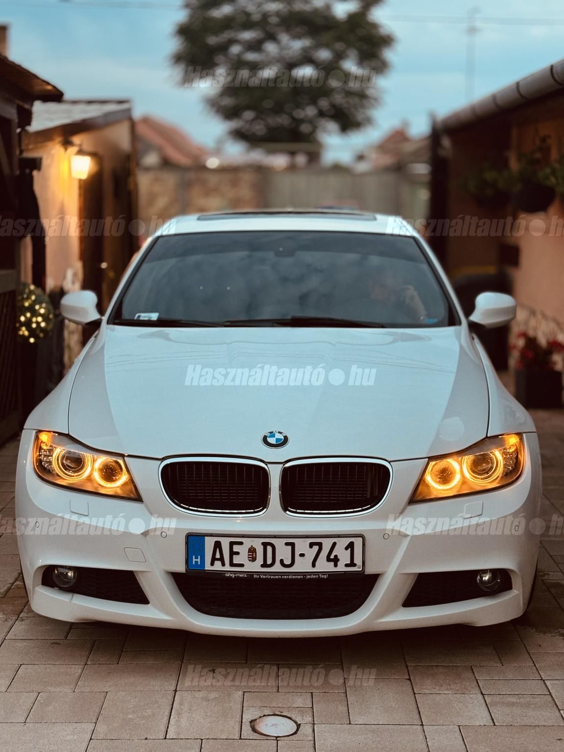 BMW 318 2010/7 - 1