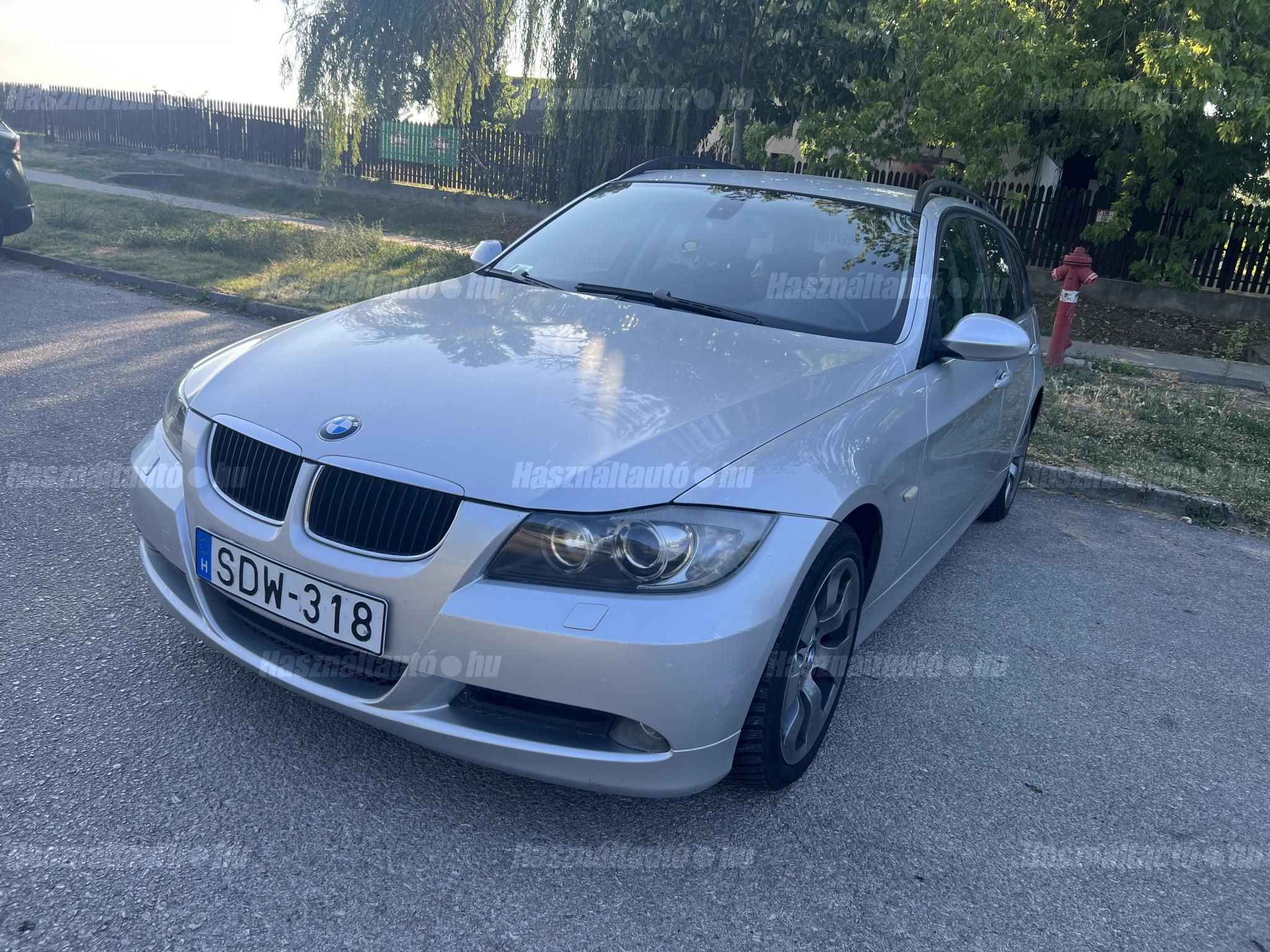 BMW 318 2008/3 - 1