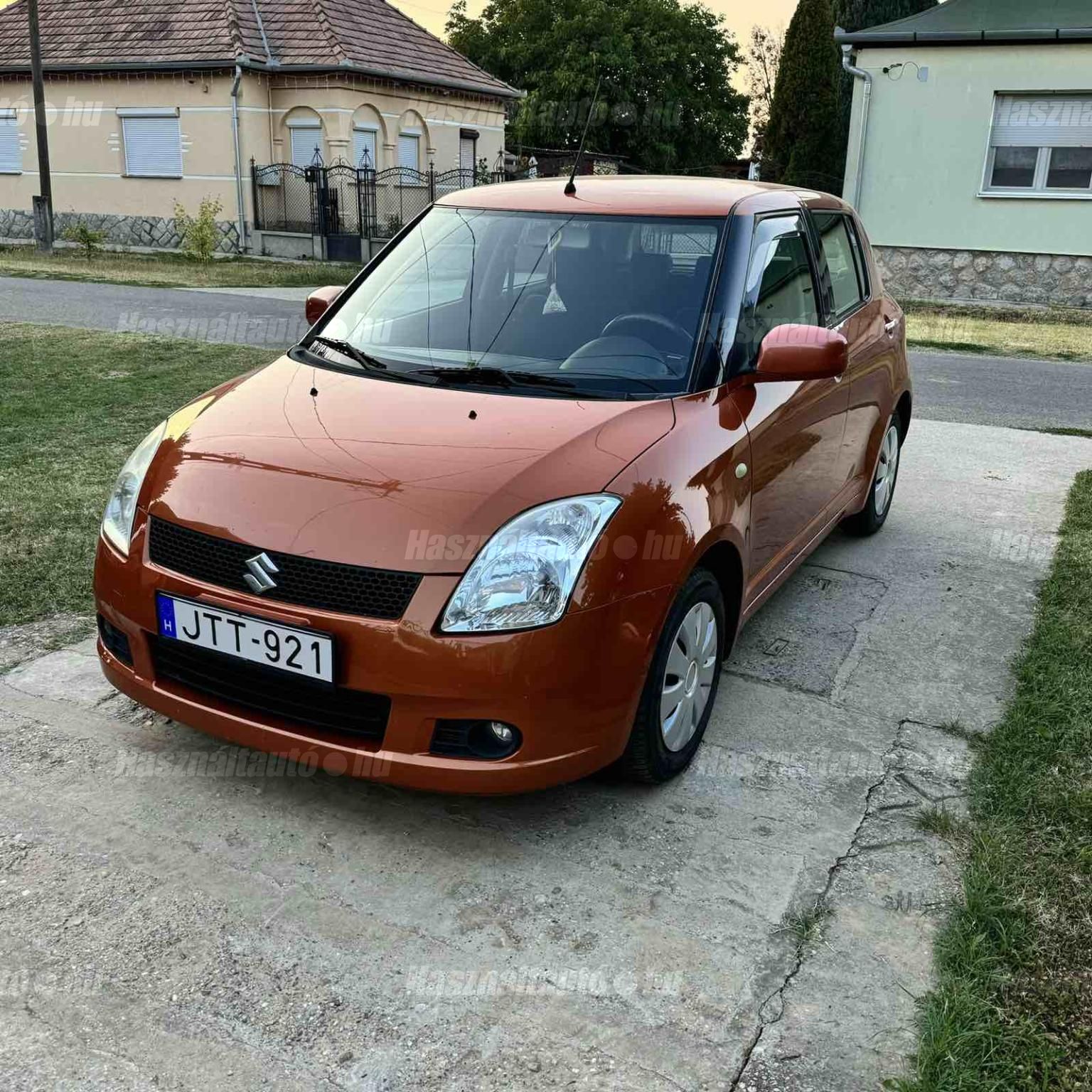 SUZUKI SWIFT 2005/12 - 1