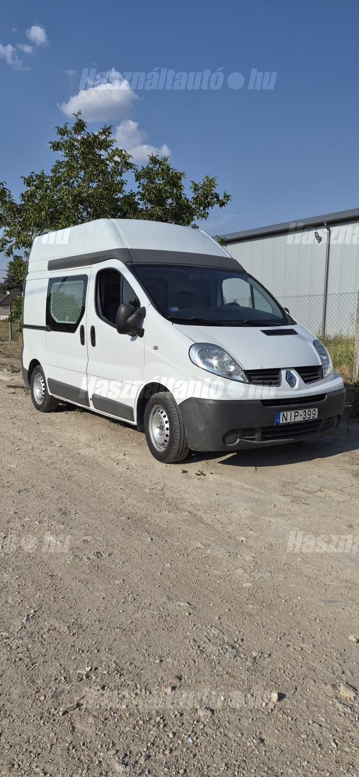 RENAULT TRAFIC 2008/2 - 1