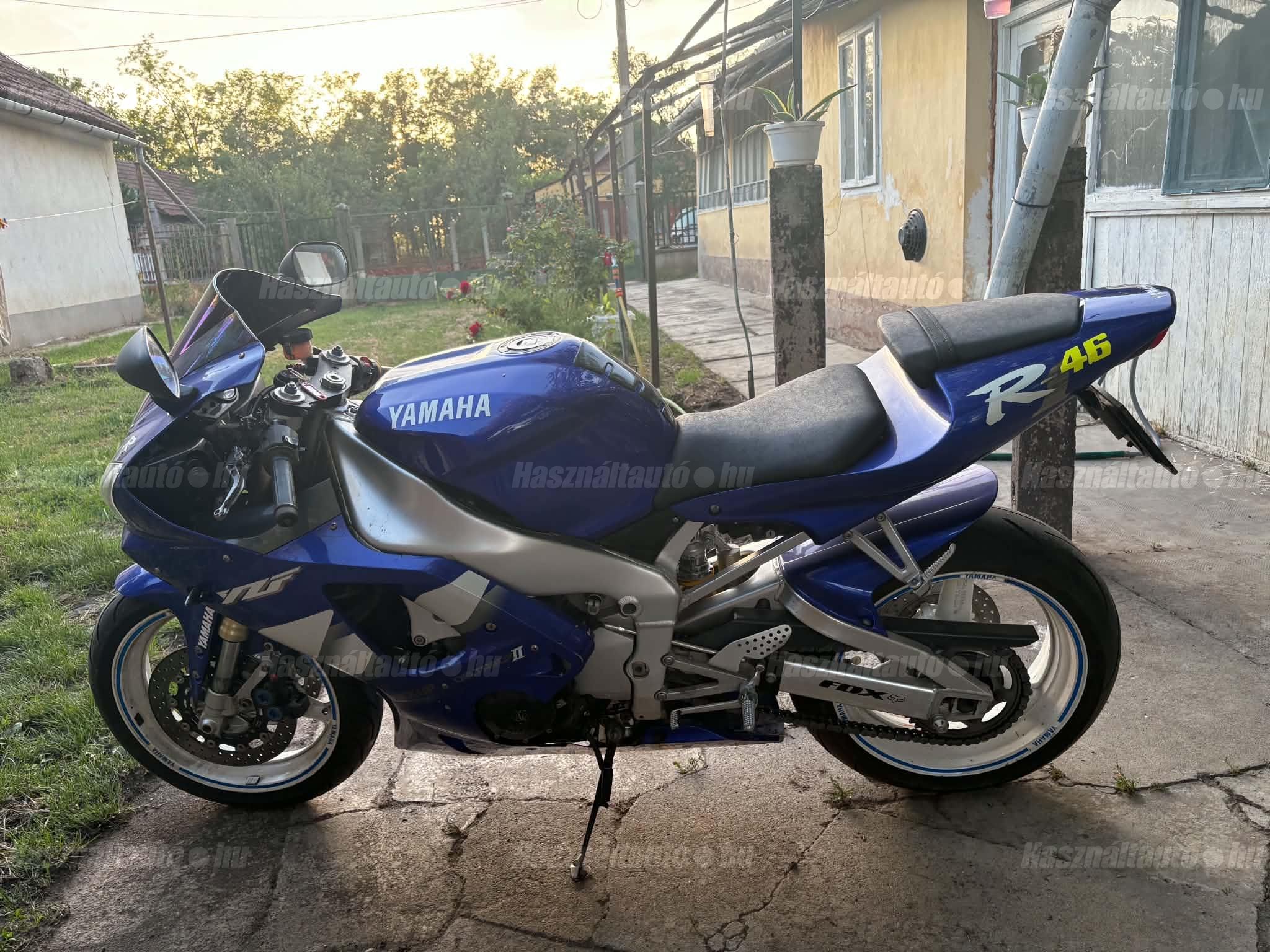 YAMAHA YZF R1 2003/3 - 1