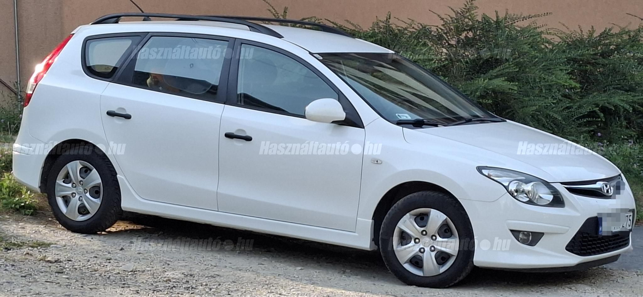 HYUNDAI I30 2011/10 - 1