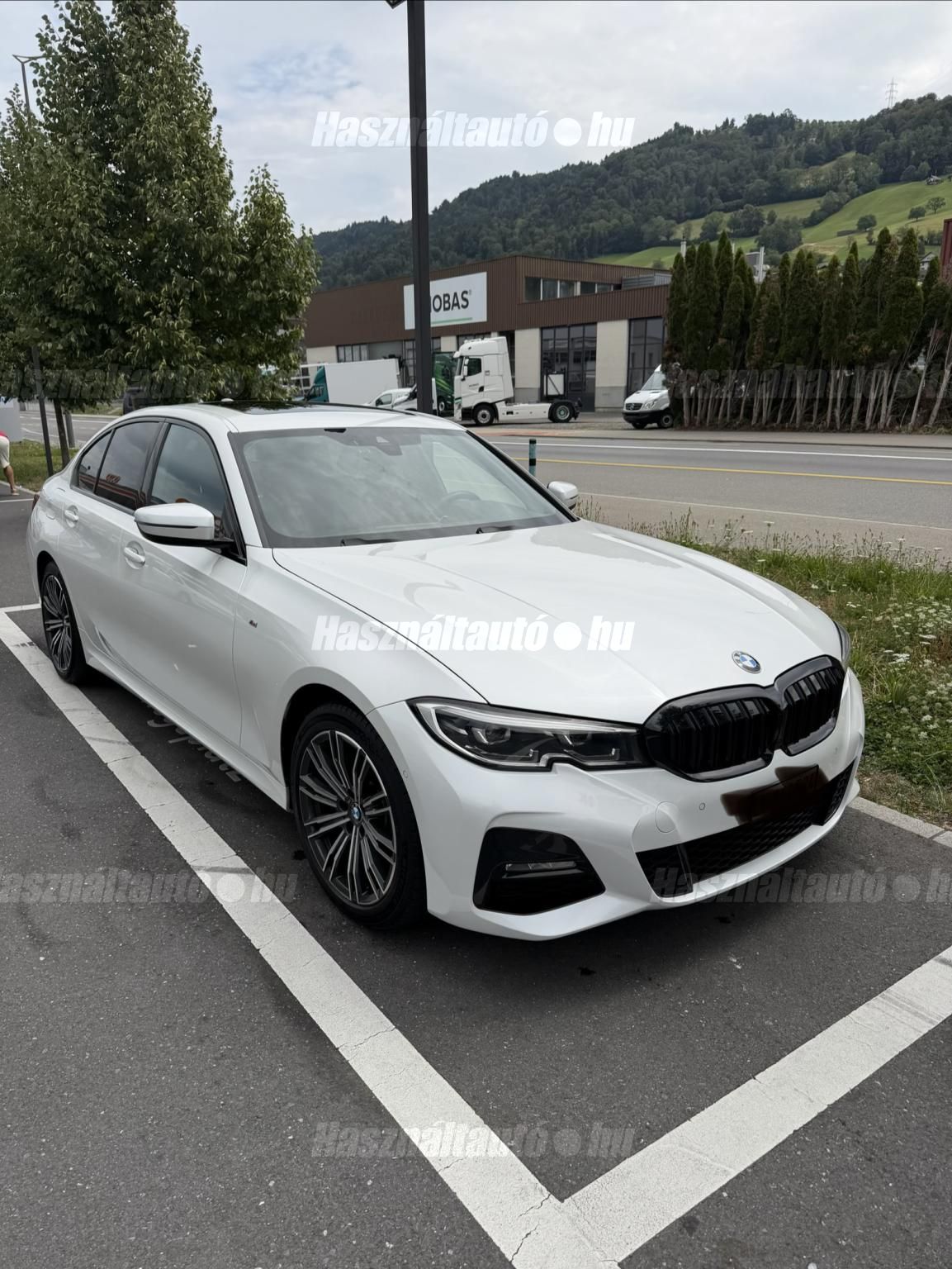 BMW 330 2019/12 - 1
