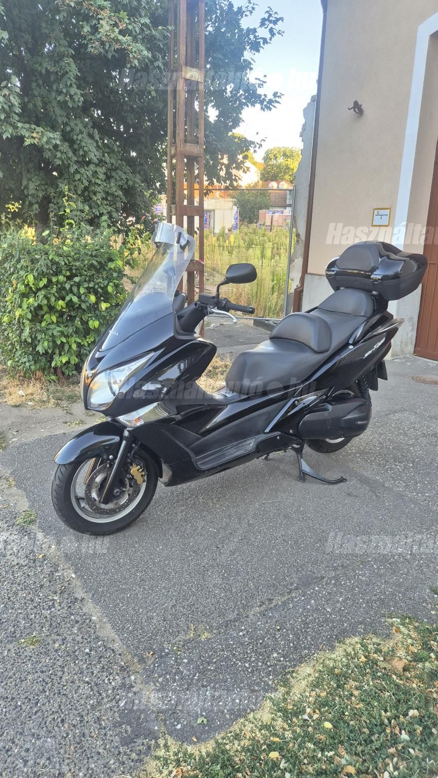 HONDA SW-T 400 2011 - 1