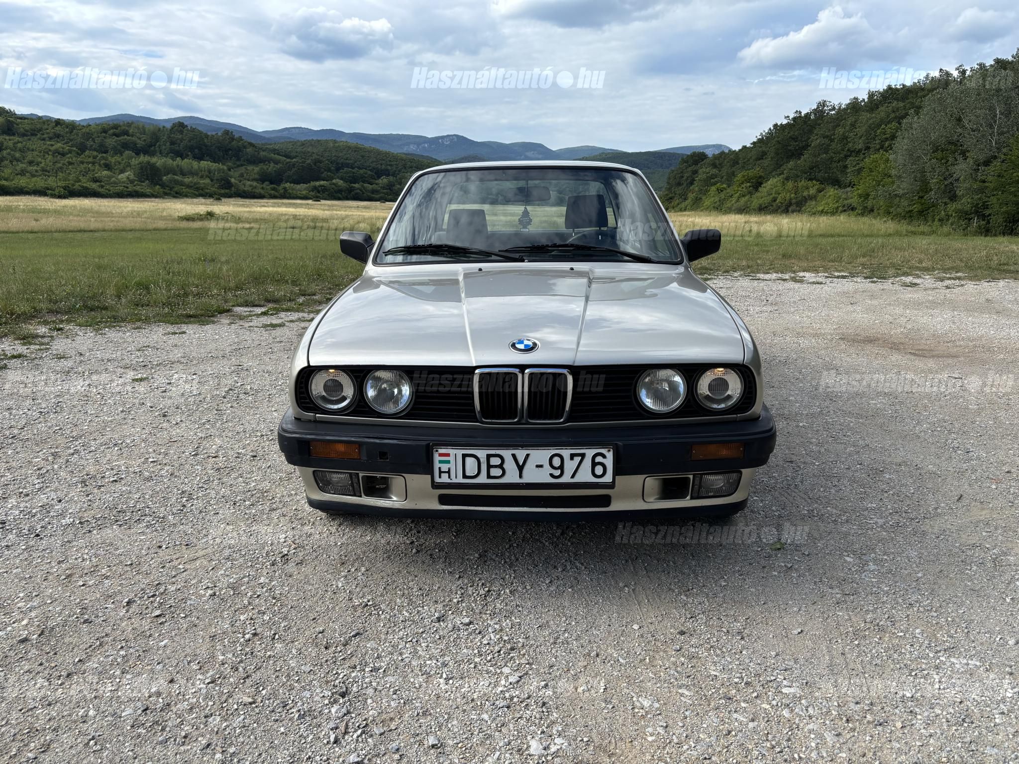 BMW 318 1990 - 1