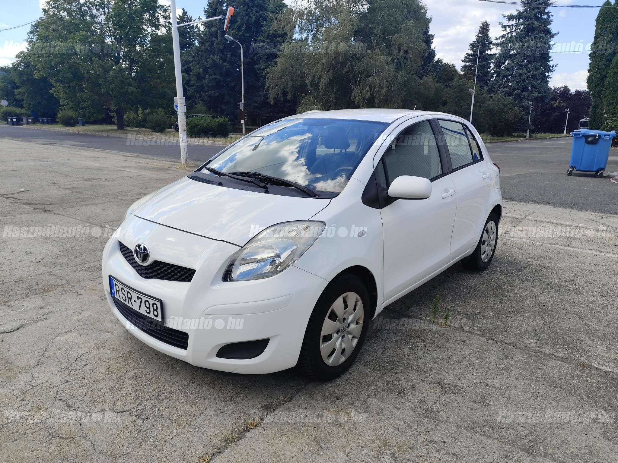 TOYOTA YARIS 2009/11 - 1