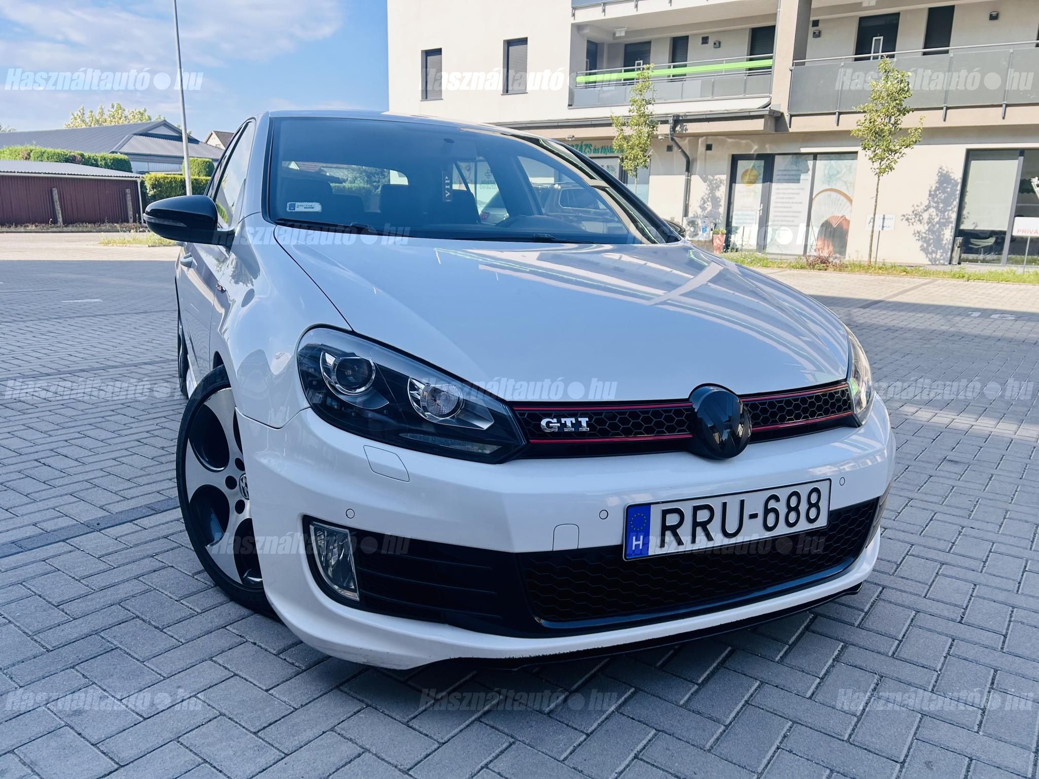 VOLKSWAGEN GOLF VI 2010/11 - 1