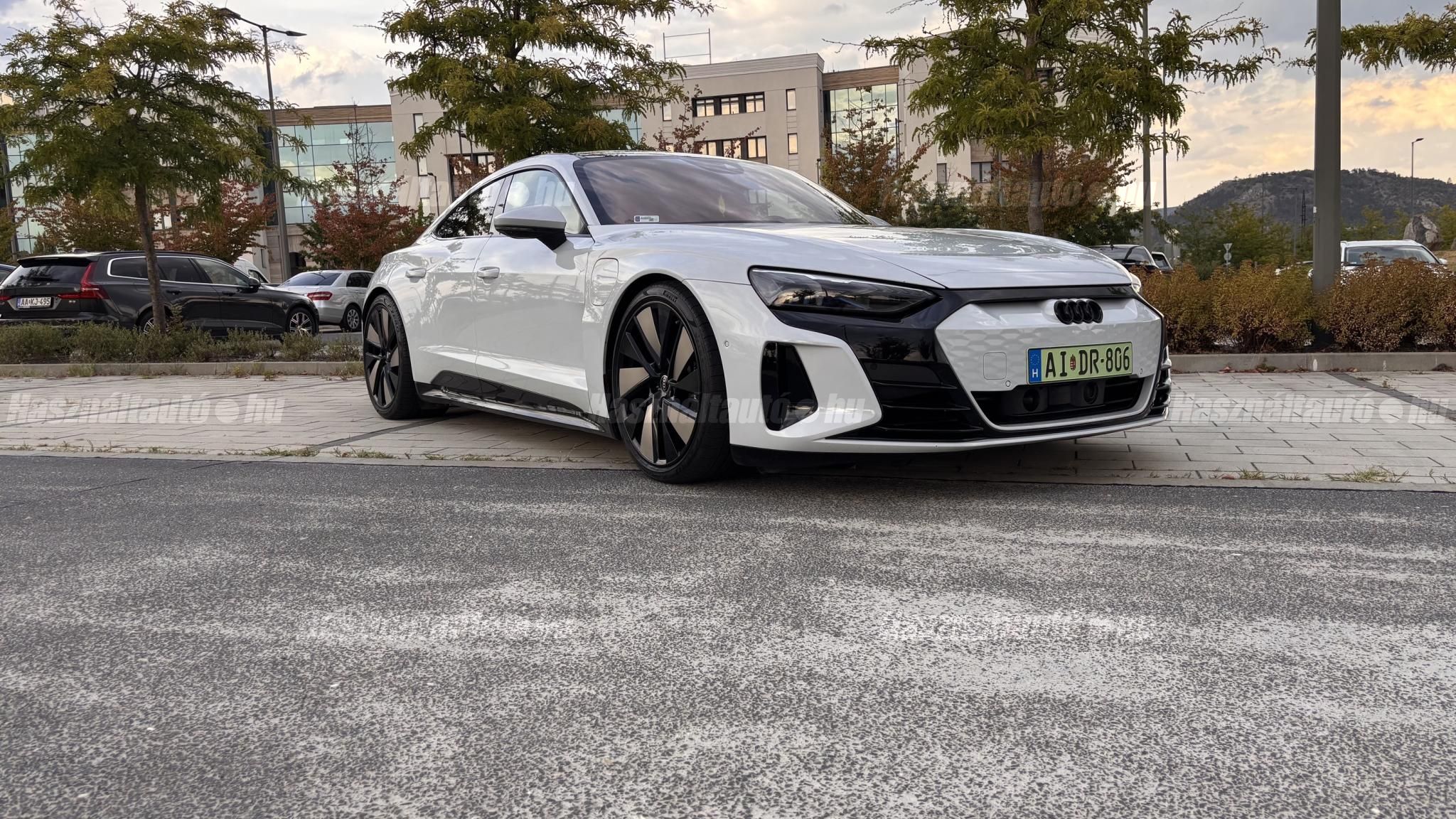 AUDI E-TRON GT 2022/8 - 1