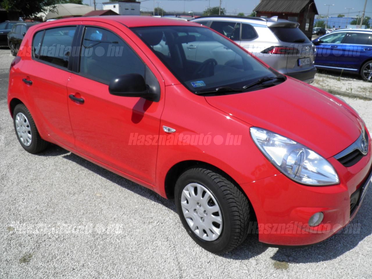 HYUNDAI I20 2011/9 - 1
