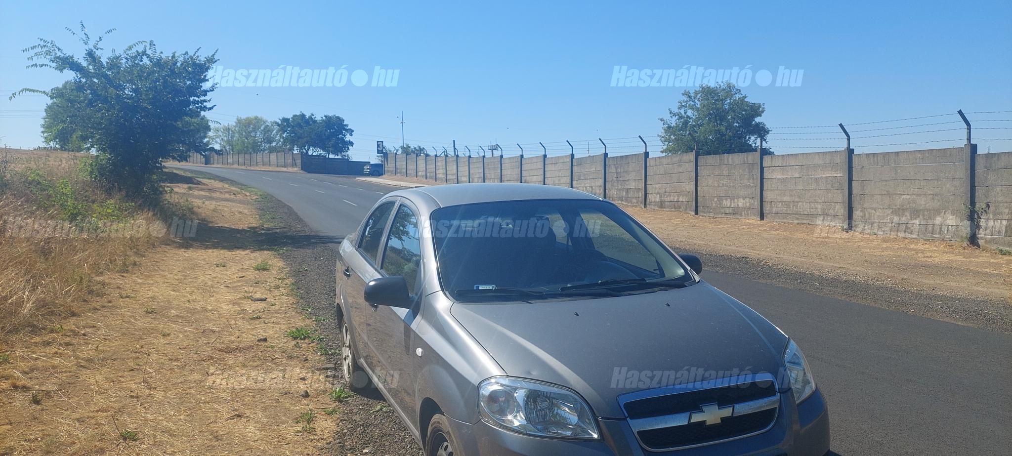 CHEVROLET AVEO 2010/6 - 1