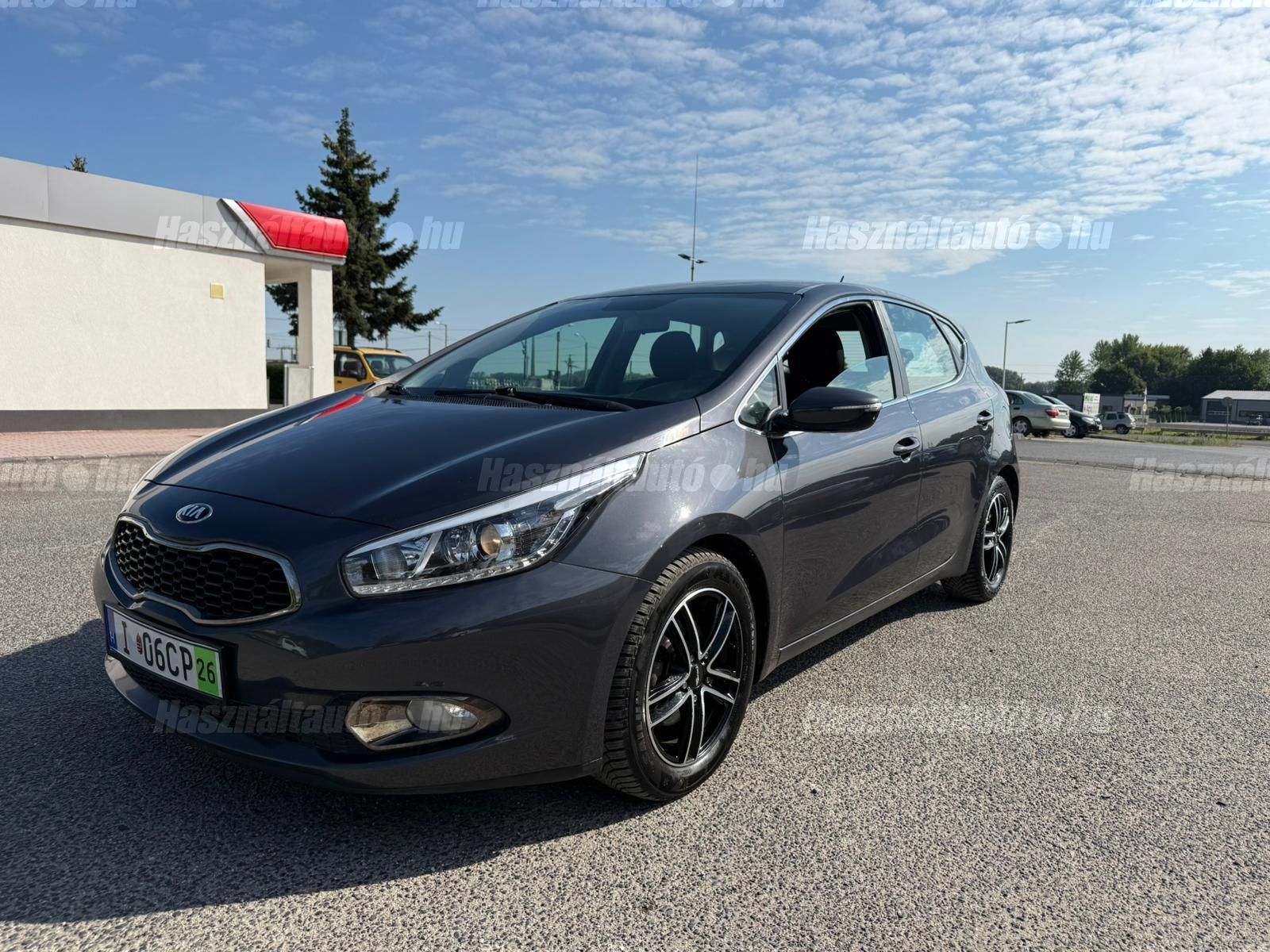 KIA CEE'D 2012/11 - 1