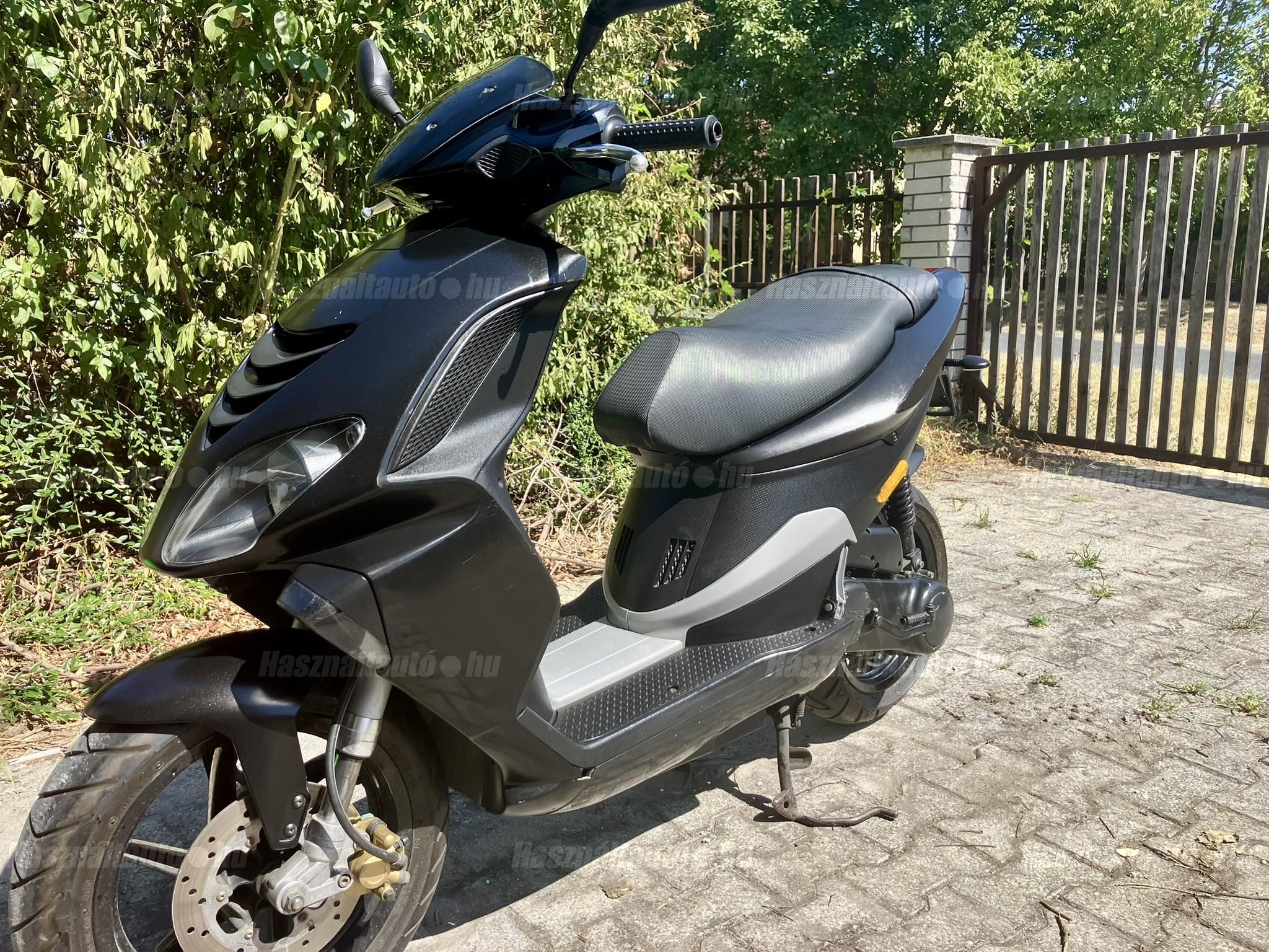 PIAGGIO NRG DD 2012 - 1