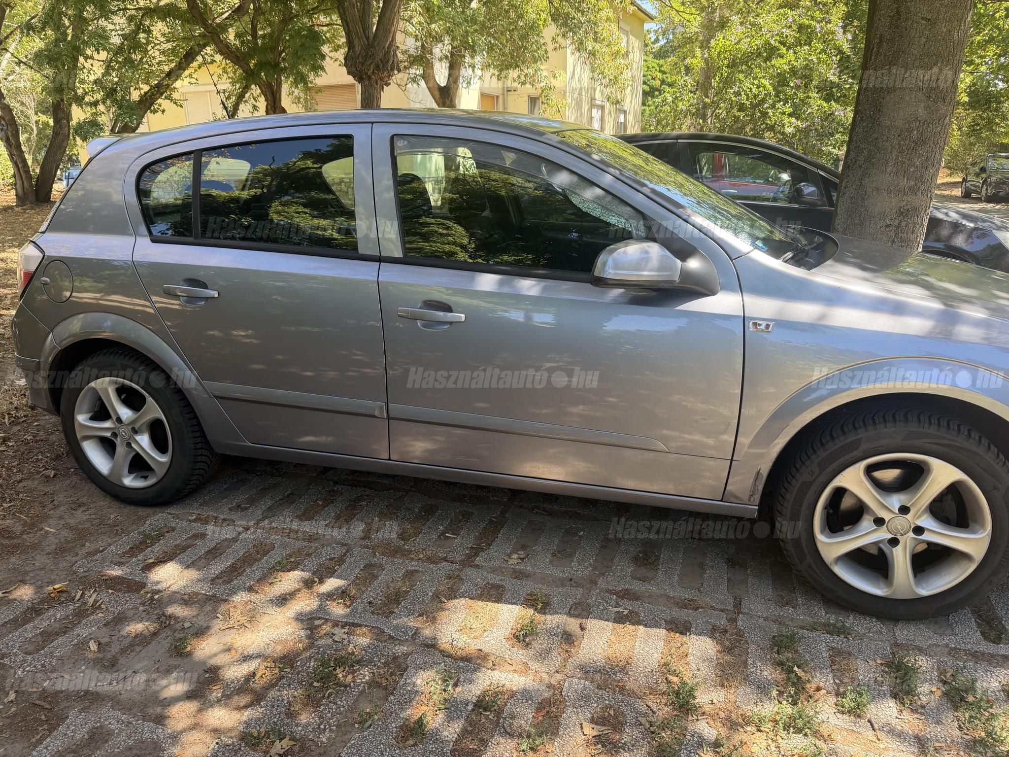 OPEL ASTRA H 2006 - 1