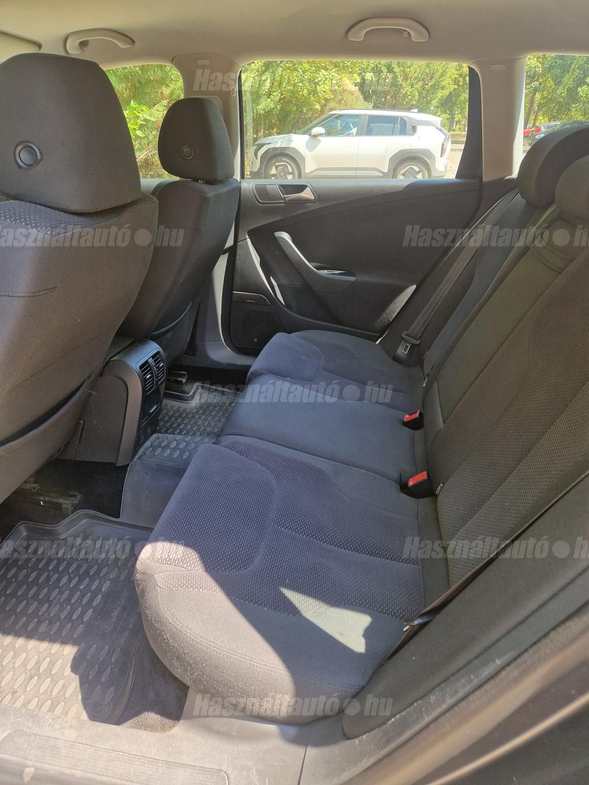 VOLKSWAGEN PASSAT VI 2010/10 - 1