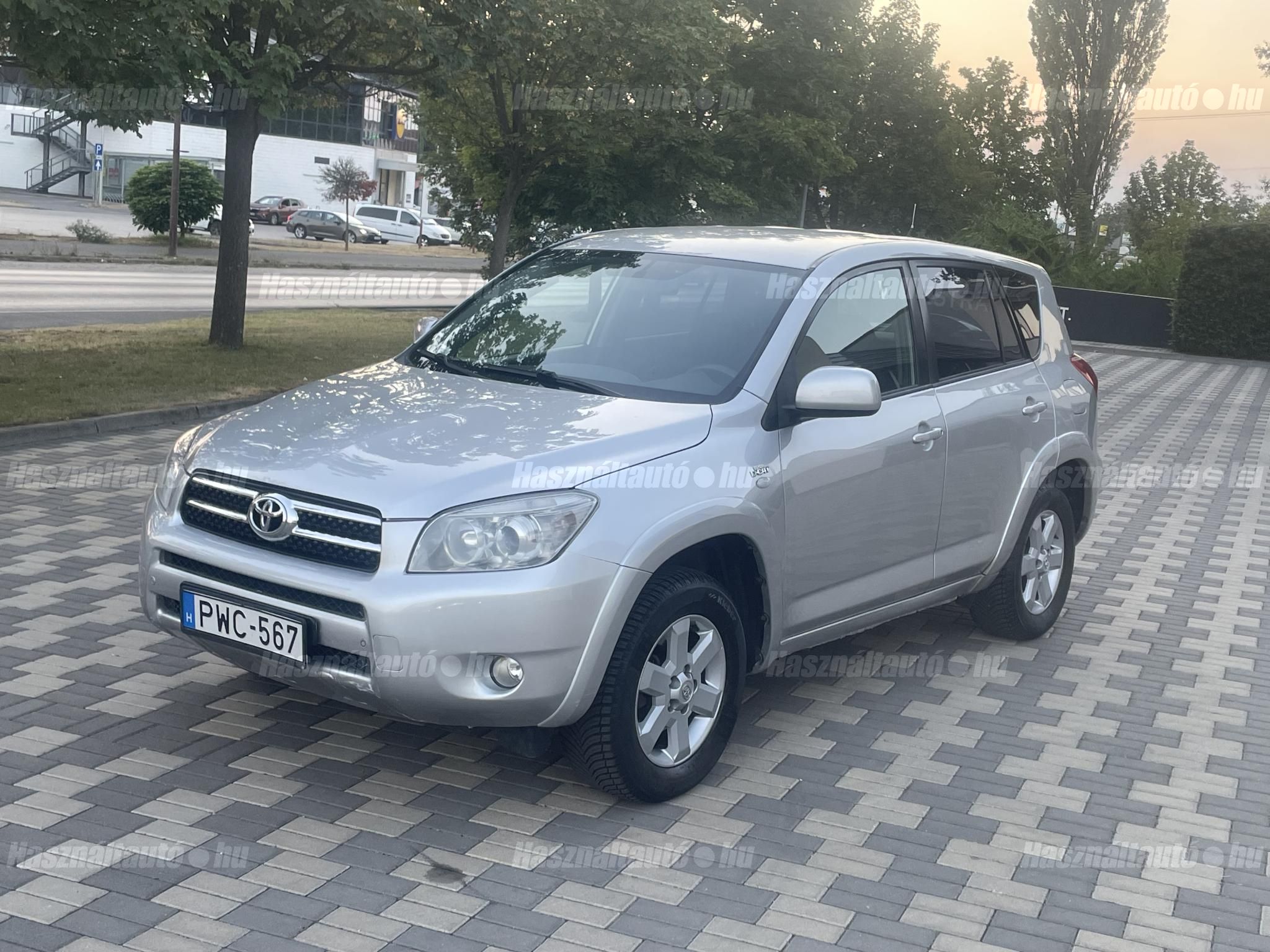 TOYOTA RAV 4 2006/11 - 1