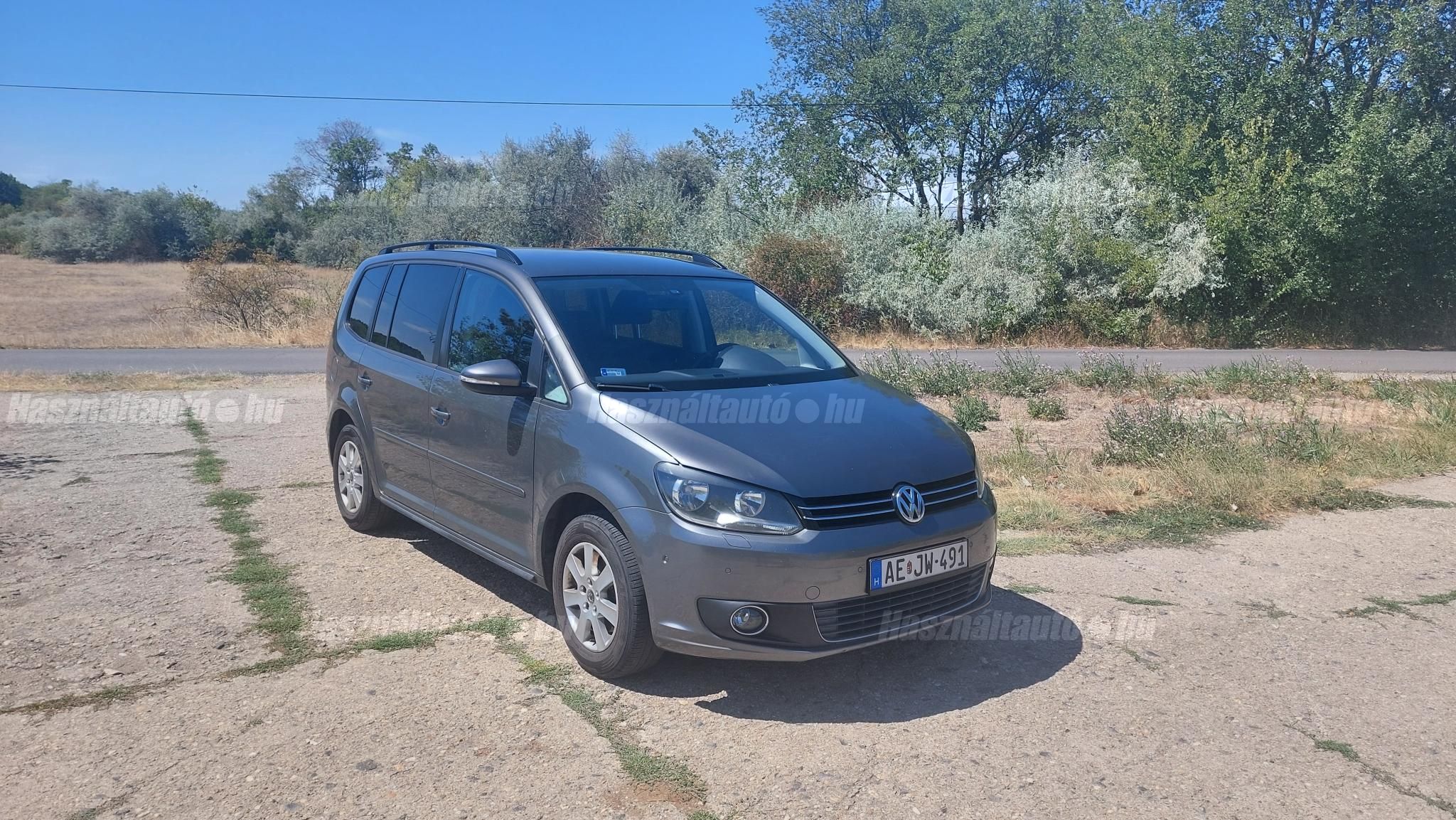 VOLKSWAGEN TOURAN 2010/10 - 1