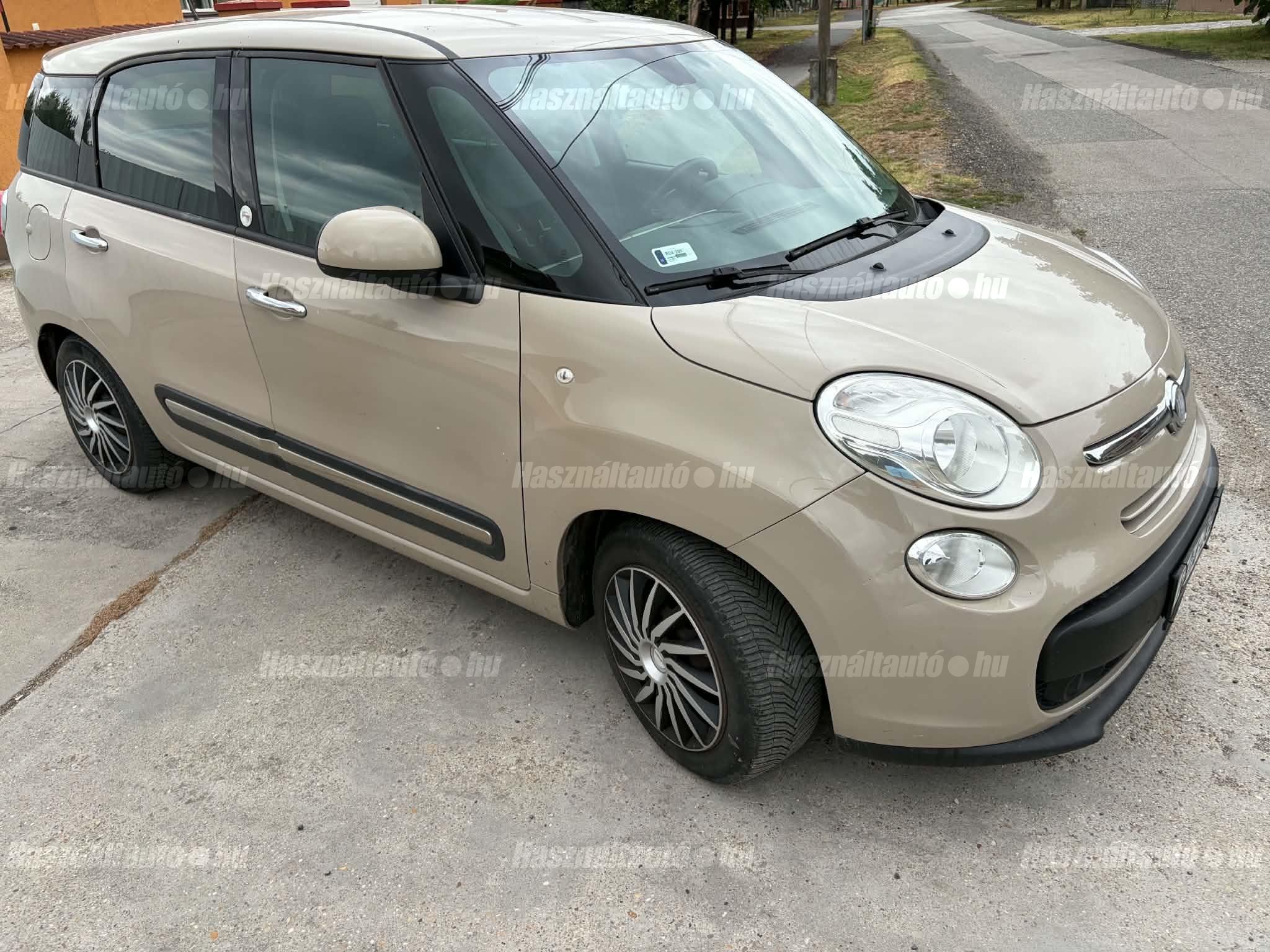 FIAT 500L 2016/8 - 1
