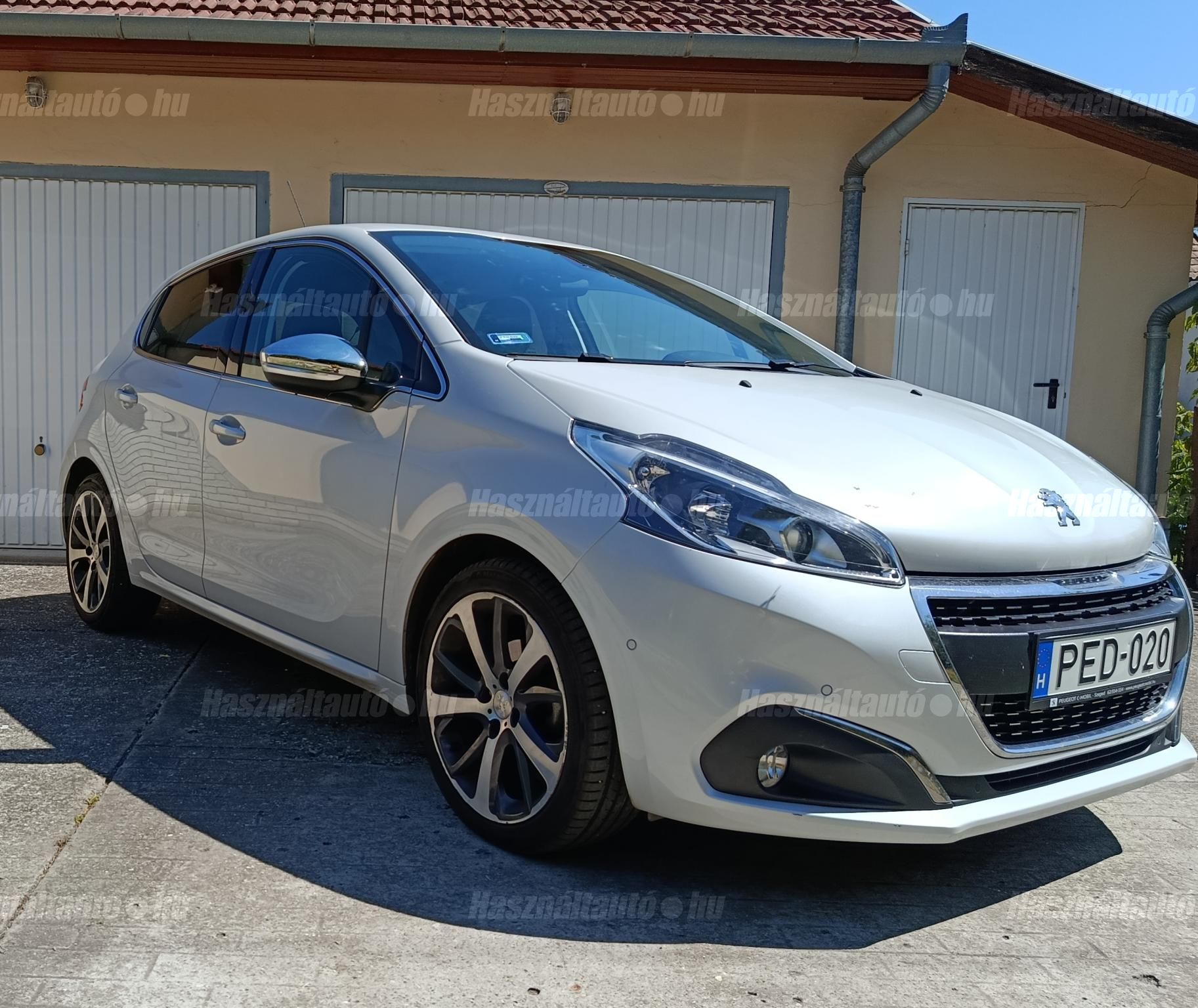 PEUGEOT 208 2017/5 - 1