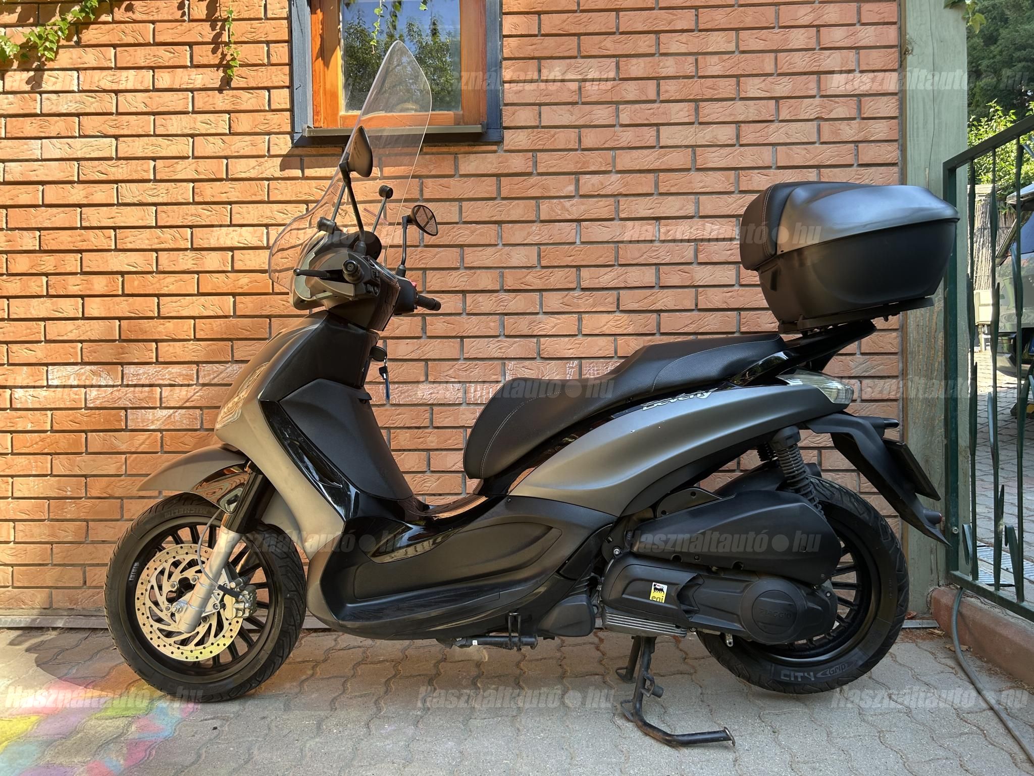 PIAGGIO BEVERLY 300 2015 - 1