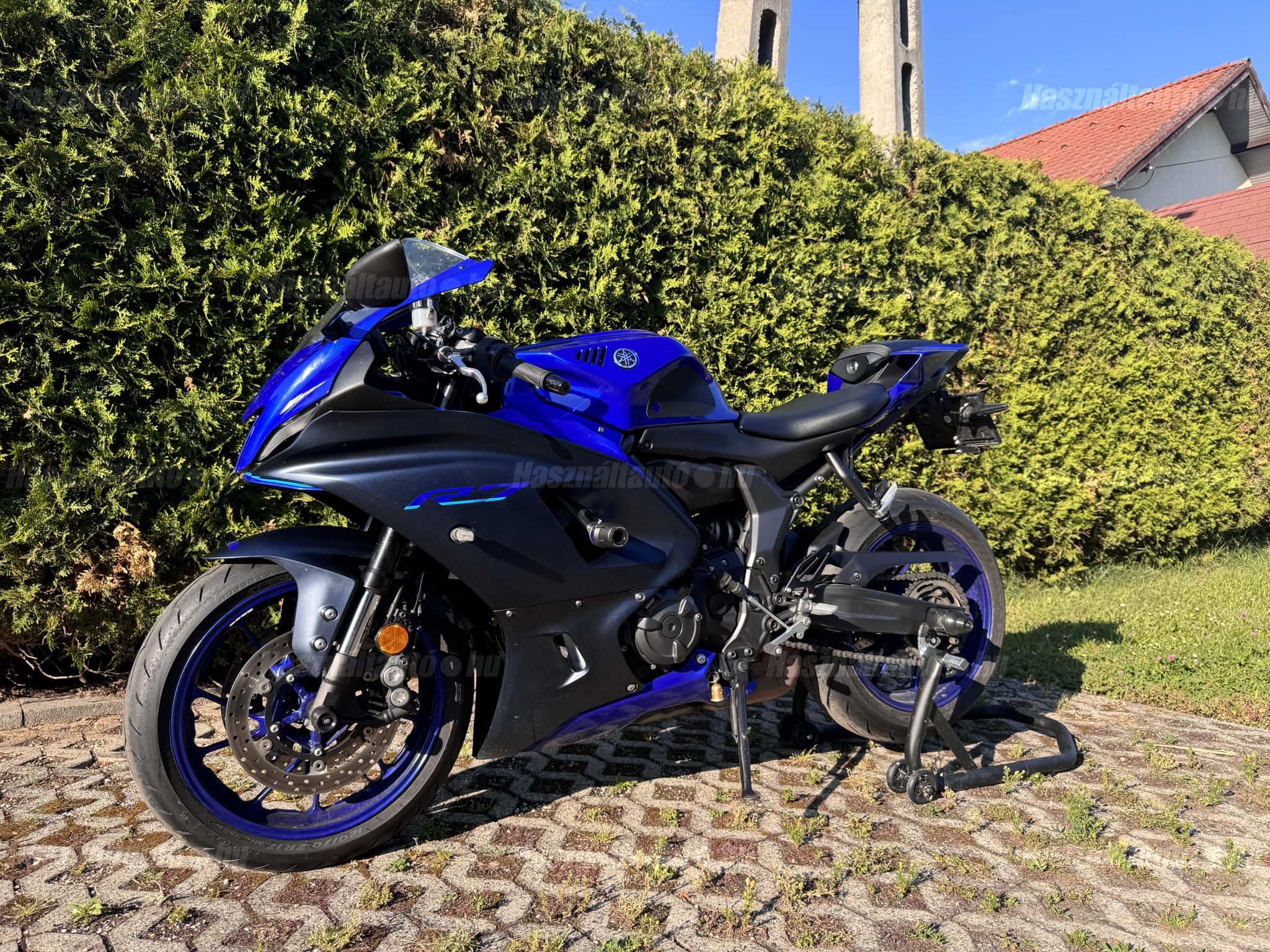 YAMAHA YZF R7 2022/4 - 1