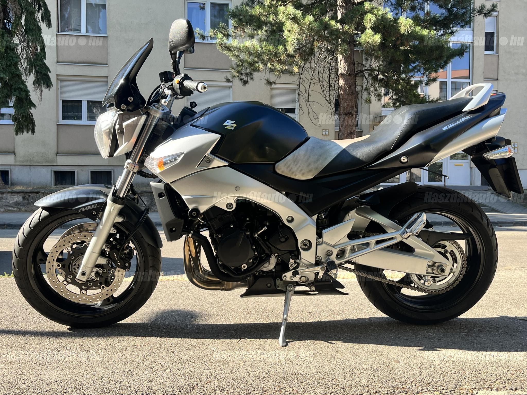 SUZUKI GSR 600 2009/3 - 1