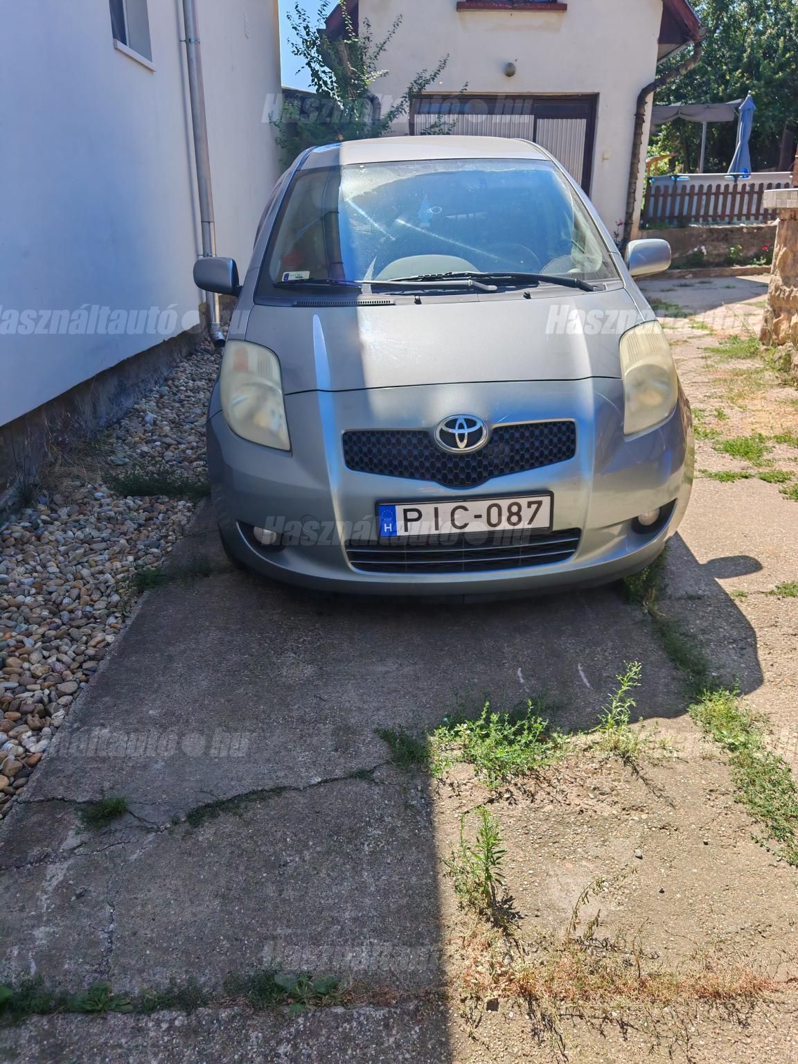 TOYOTA YARIS 2005/12 - 1