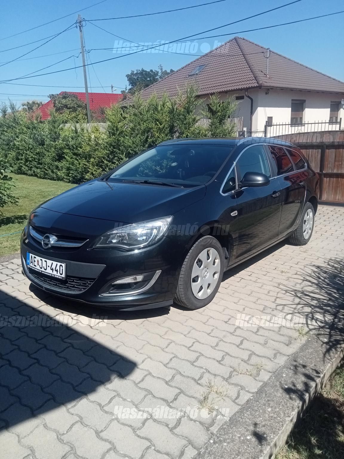 OPEL ASTRA J 2013/4 - 1