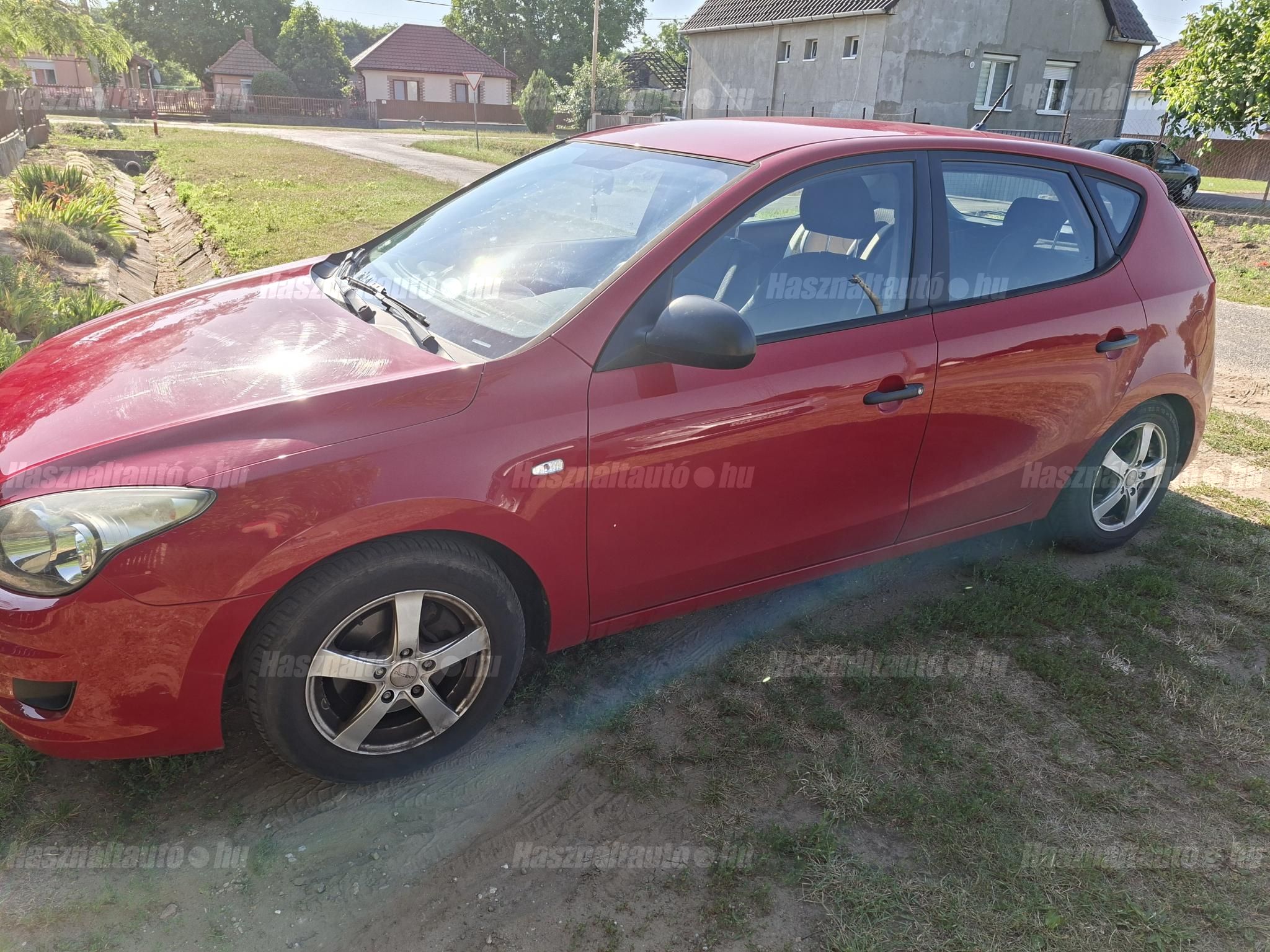 HYUNDAI I30 2009/3 - 1